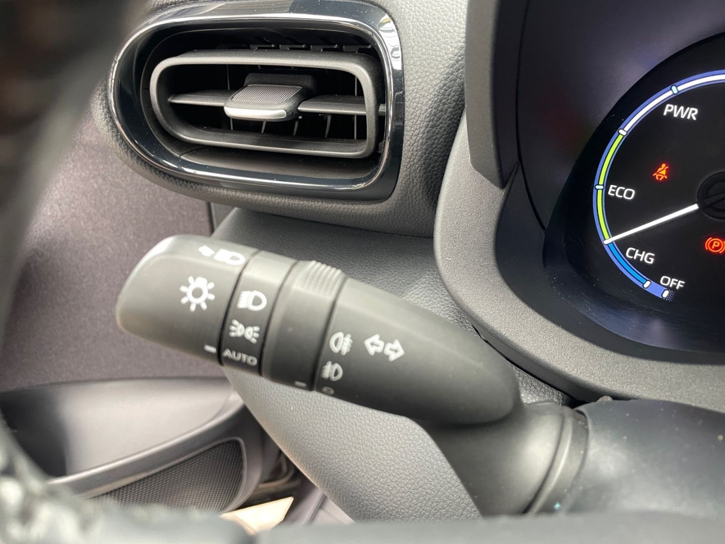 Toyota Yaris Cross Hybrid 1.5 Team D *CarPlay*RCam*ACC*