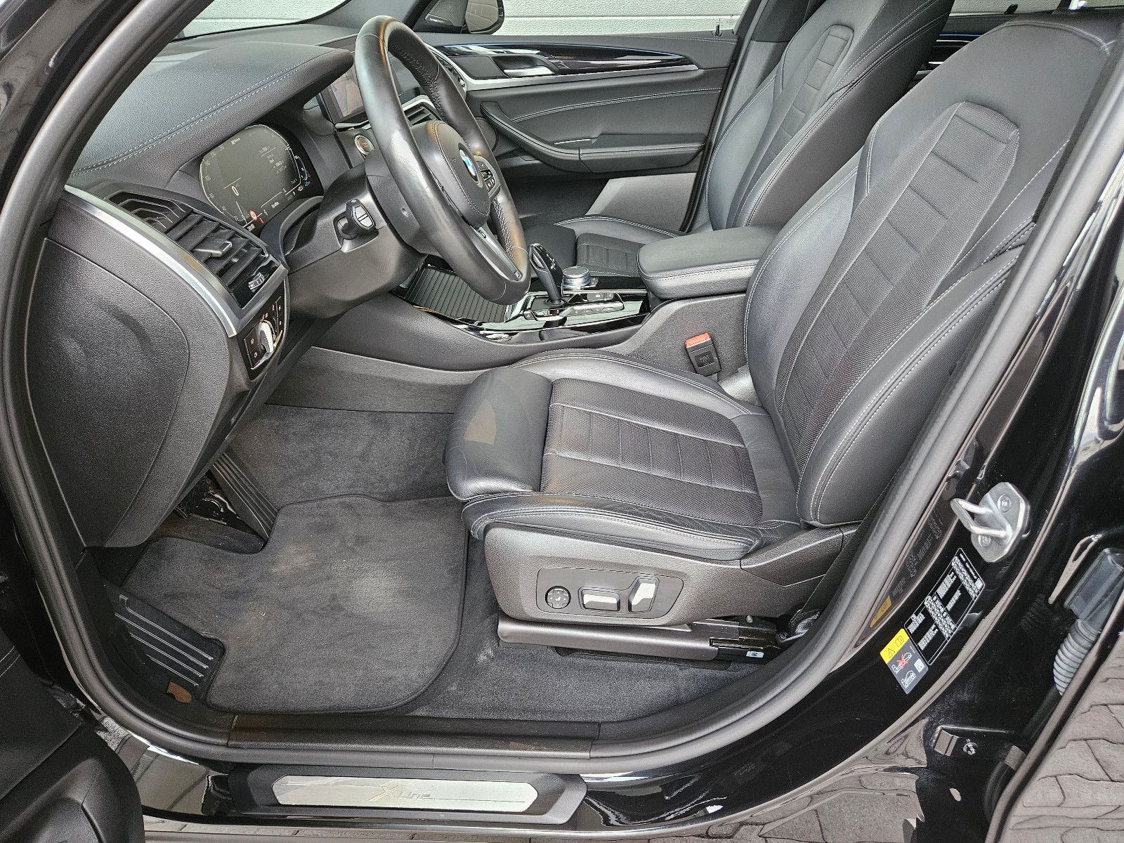 BMW X3 xDrive30e M SPORT - Samsaru's Car Outlet