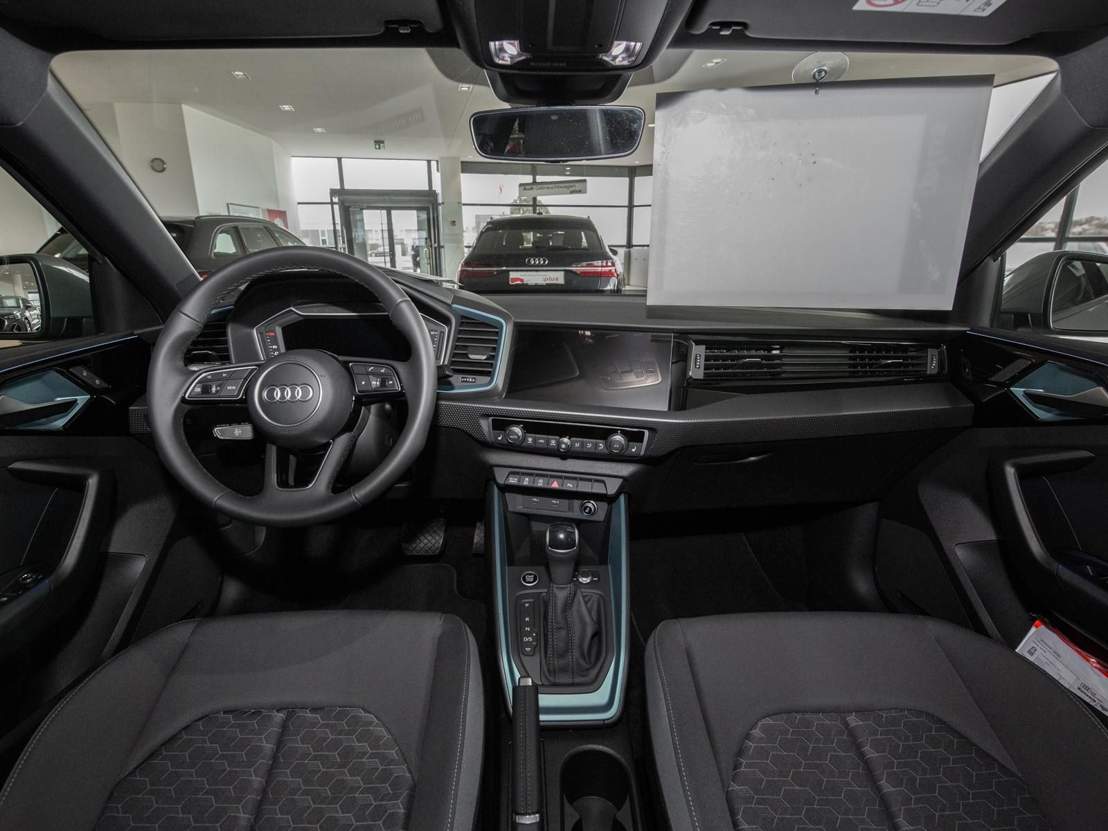 Audi A1 Sportback 30 TFSI S-line - Samsaru's Car Outlet
