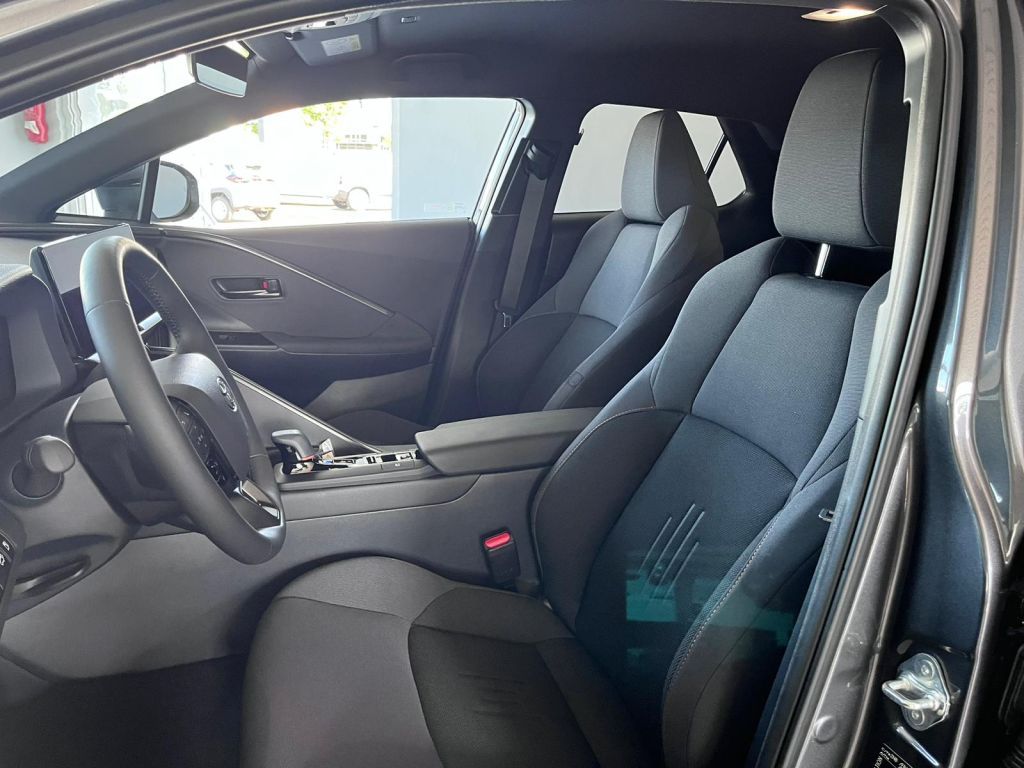 Toyota C-HR 1.8 Hybrid Team Deutschland