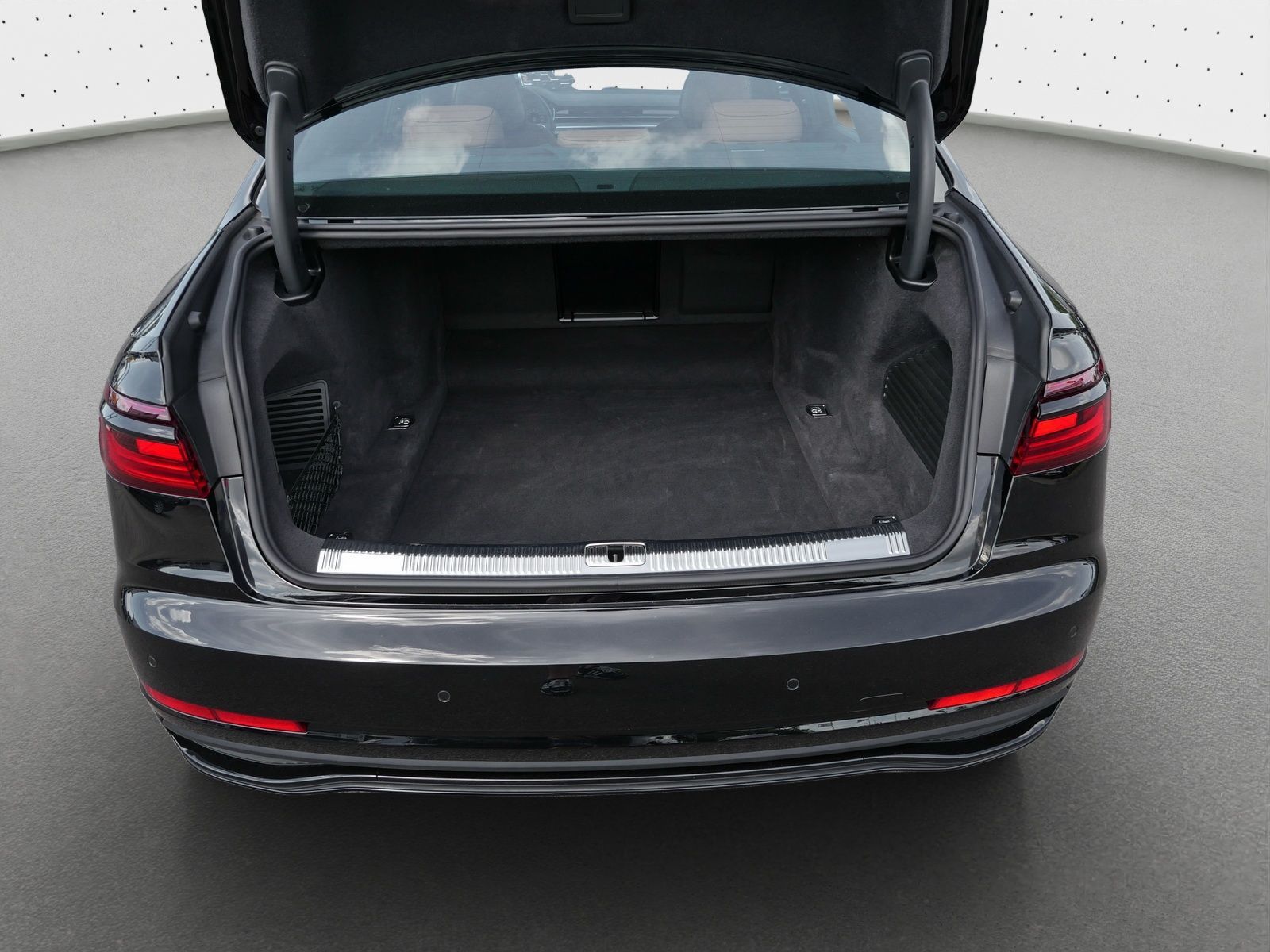 Audi A8 60 TFSI qu. S line - Samsaru's Car Outlet
