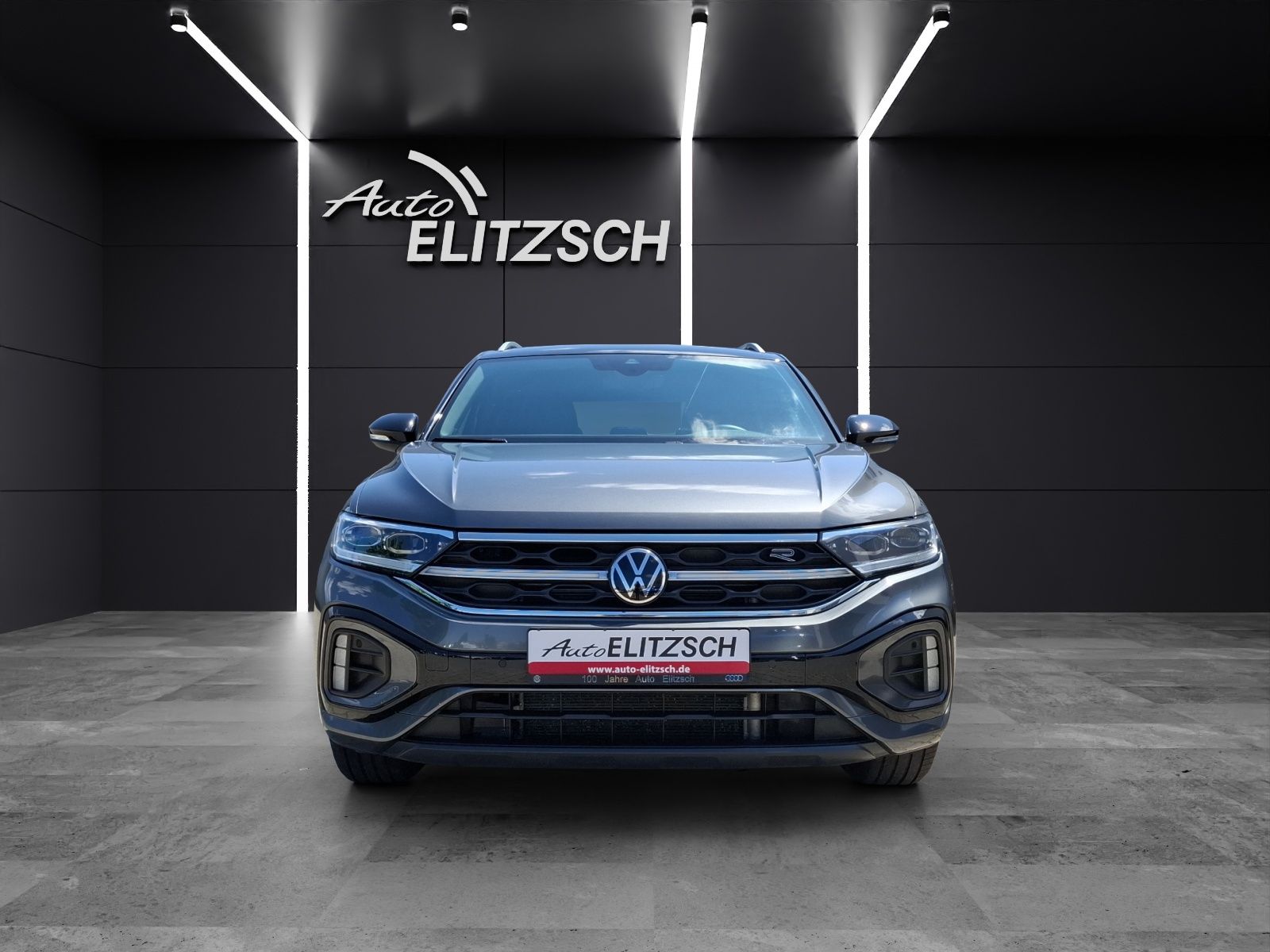 Volkswagen T-Roc TSI R-Line DSG 4M - Samsaru's Car Outlet