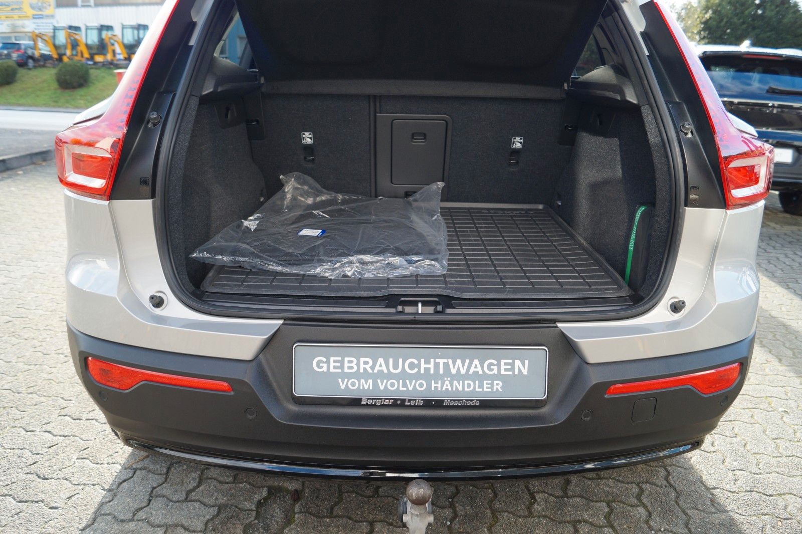 Volvo XC40 Recharge Single 2WD Plus Aut./AHK/Microtech