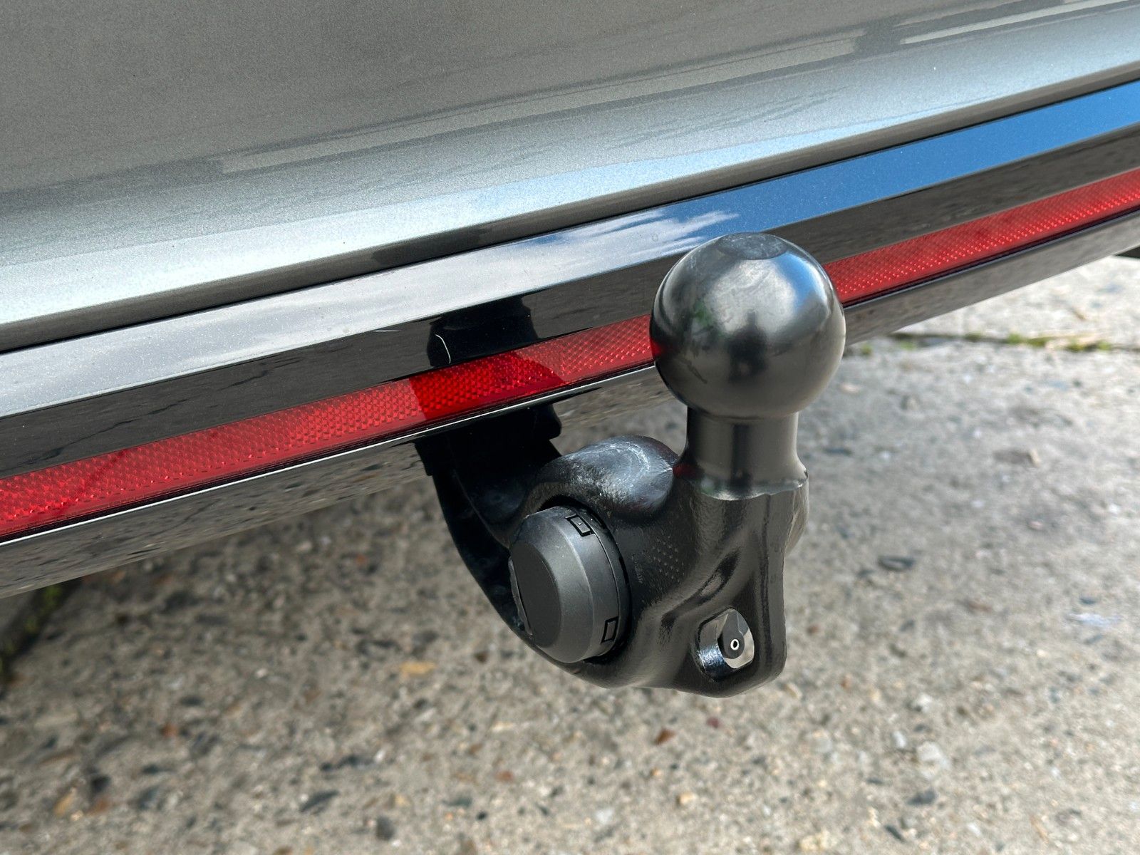 Skoda Octavia Combi RS 2.0TSi DSG - Samsaru's Car Outlet