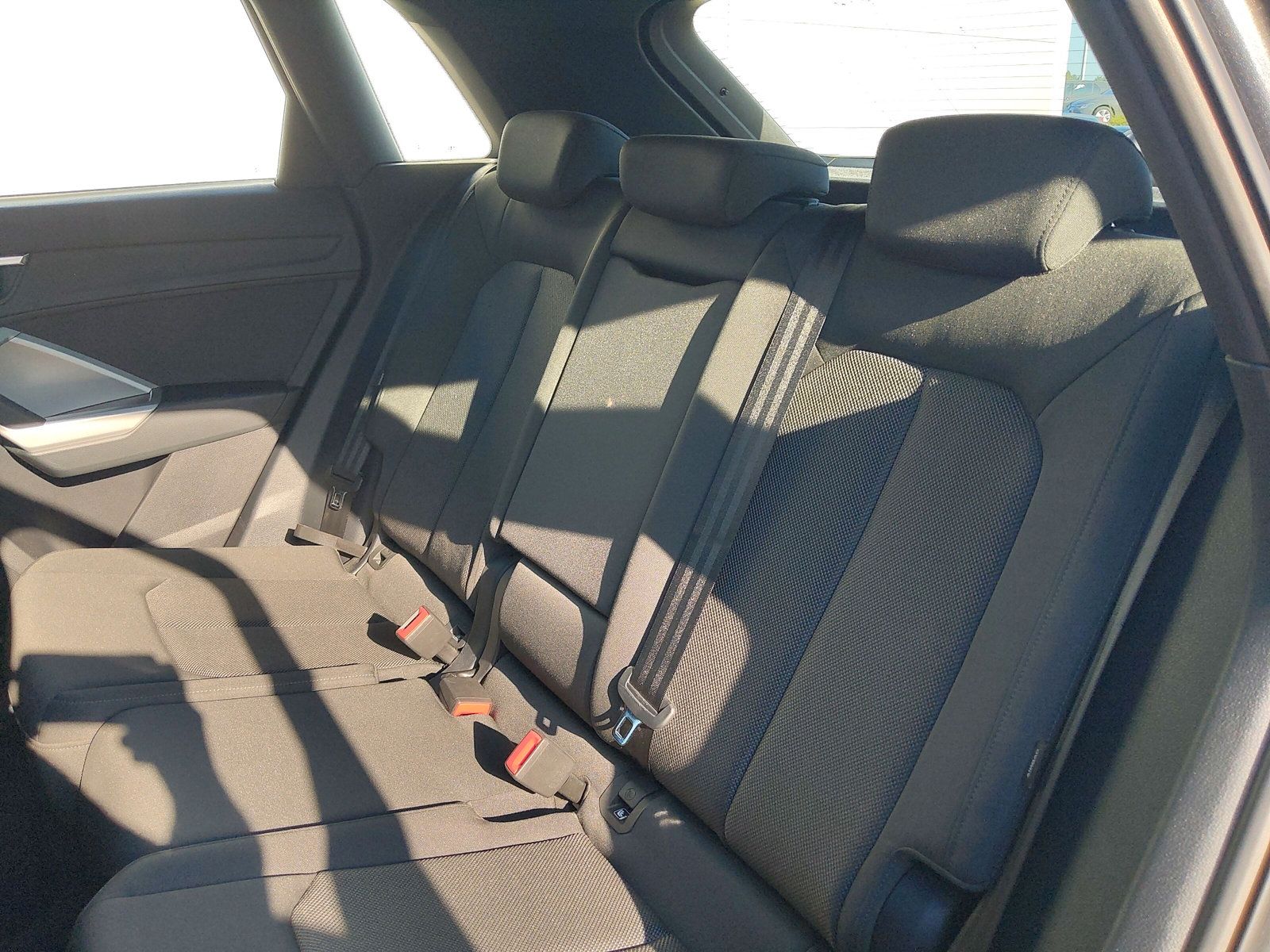 Audi Q3 S line 35 TDI quattro S tronic Black - Samsaru's Car Outlet
