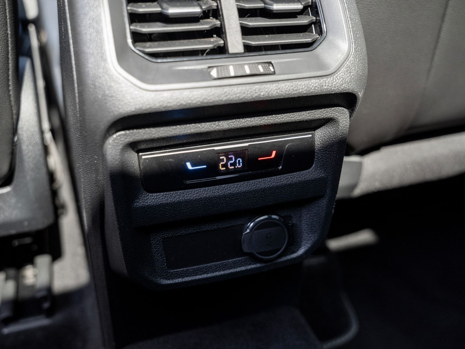Volkswagen Tiguan R-Line 2.0 TSI - Samsaru's Car Outlet