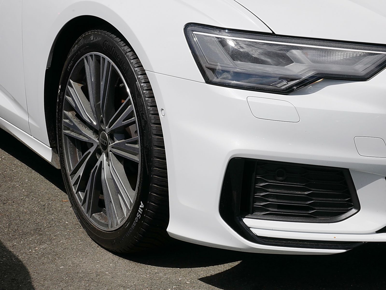 Audi A6 Avant 55 TFSI quattro S Line - Samsaru's Car Outlet