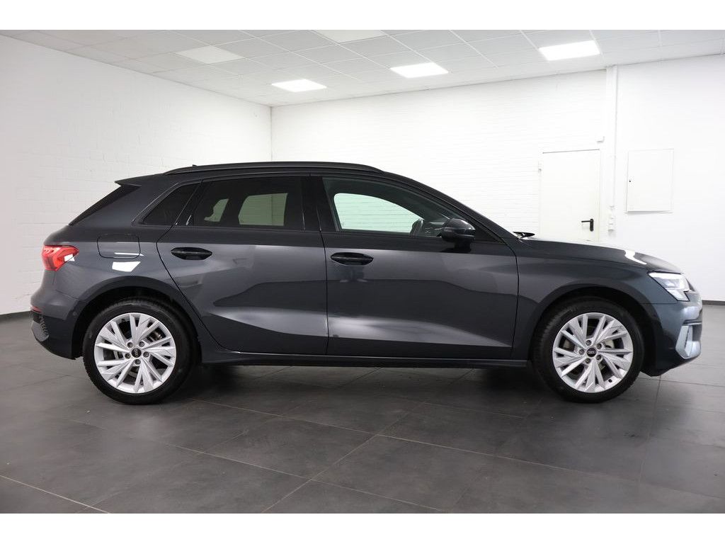 Audi A3 Sportback 30 TFSI S-line S-tronic,Navi,LED,PD