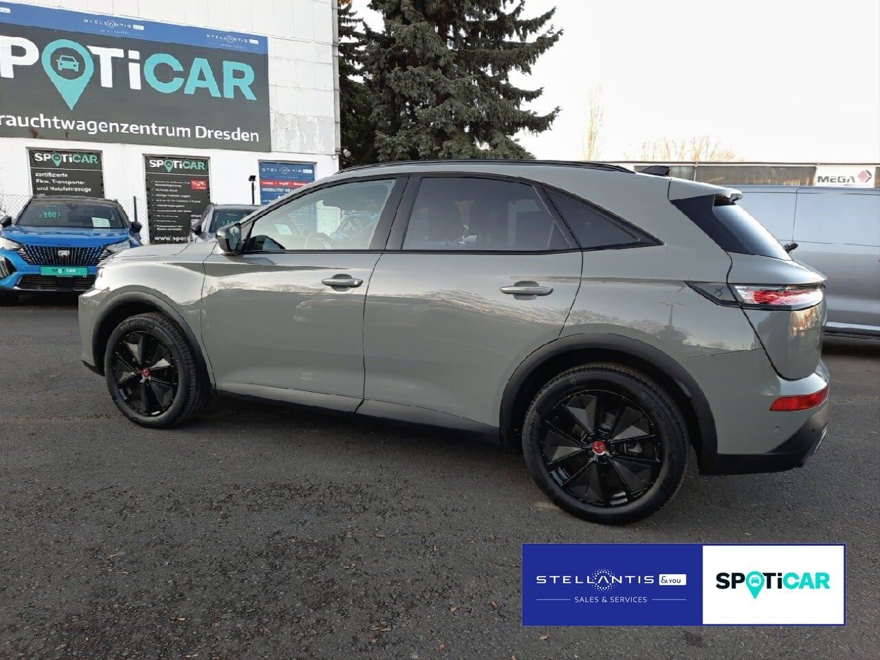 DS Automobiles DS7 PERFORMANCE LINE + BlueHDI 130 EAT8*SHZ*NAVI