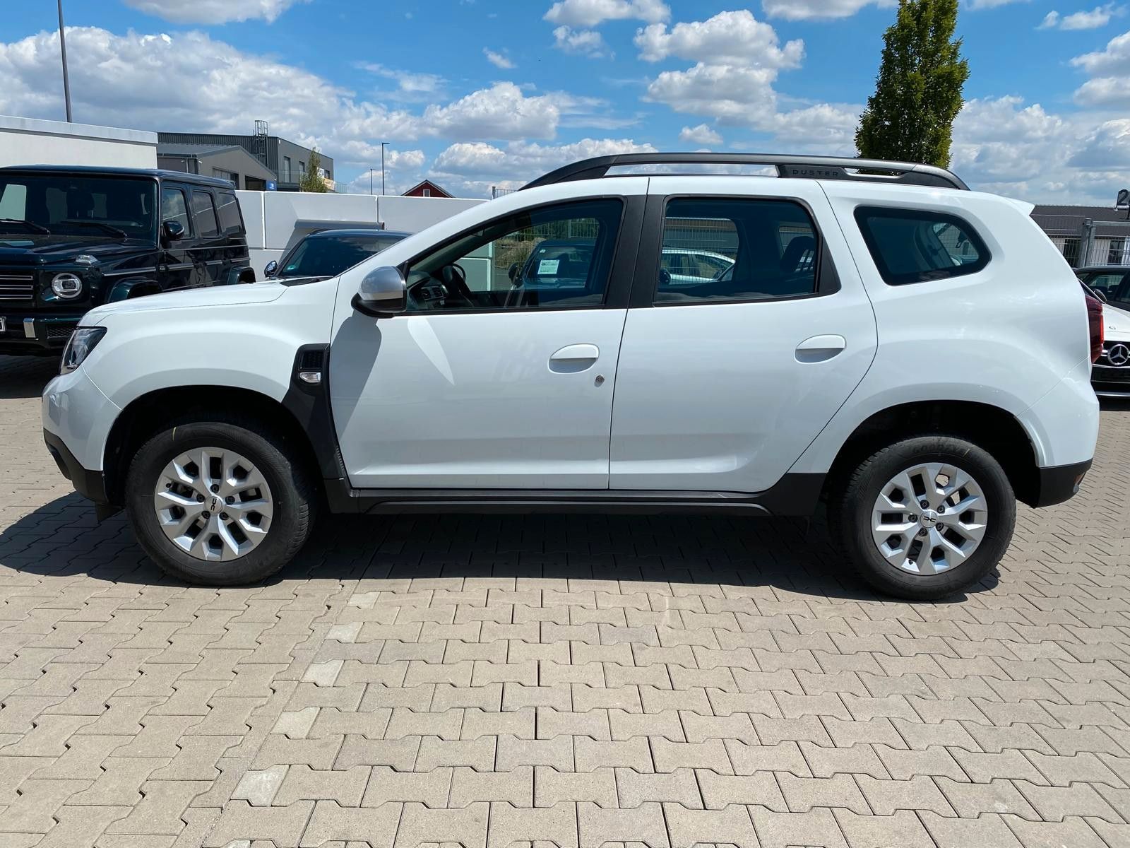 Dacia Duster II Expression 4WD - Samsaru's Car Outlet