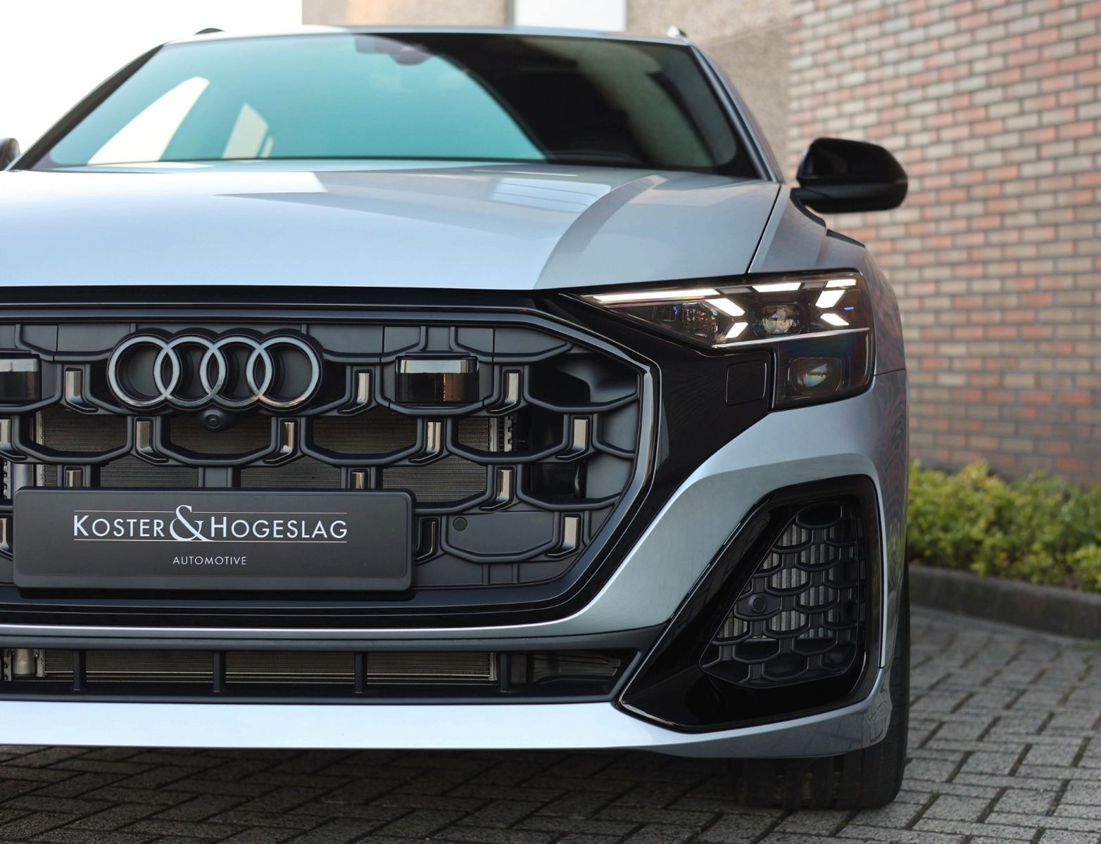 Audi Q8 60 TFSIe Quattro - Samsaru's Car Outlet