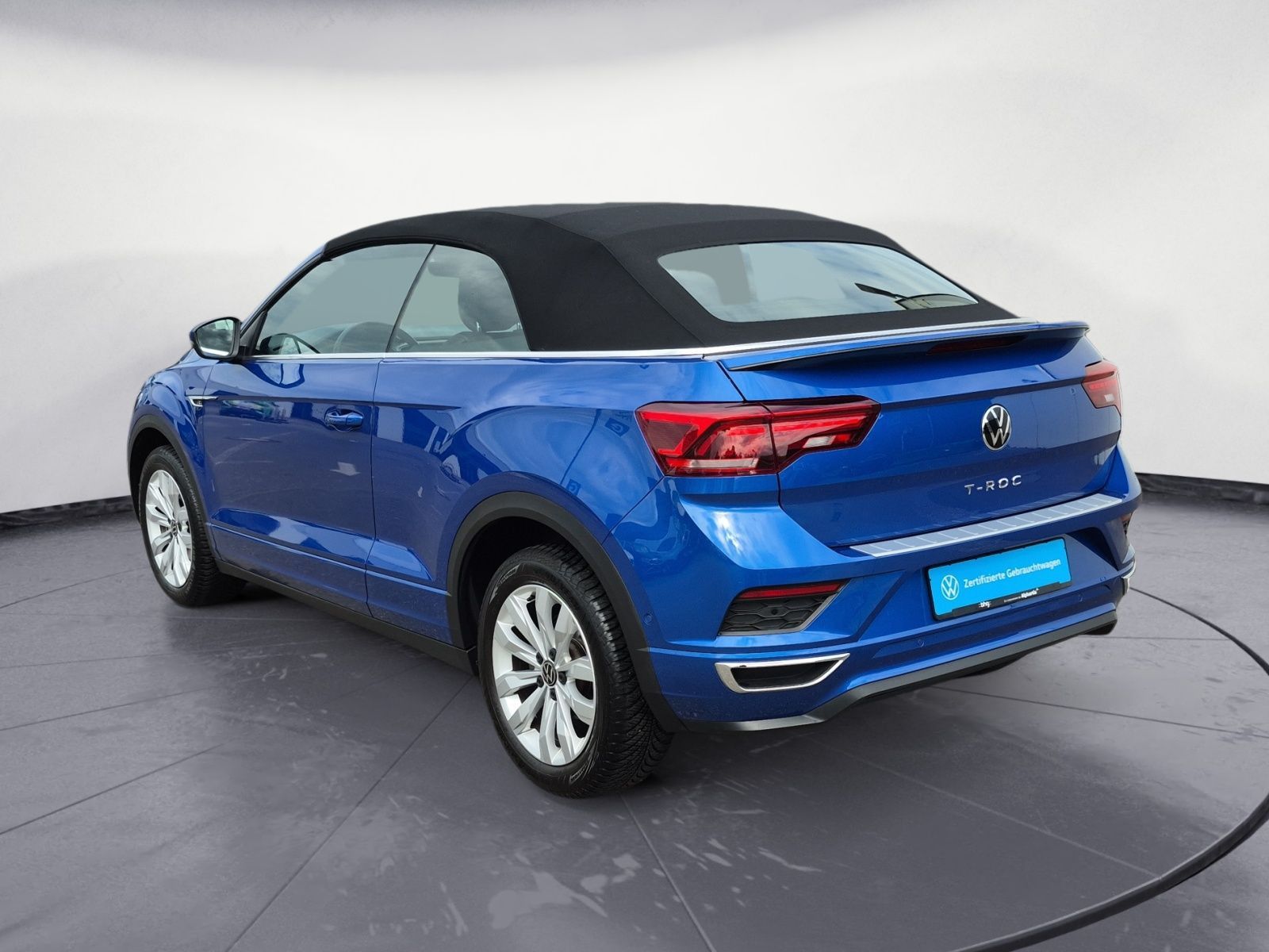 Volkswagen T-Roc R-Line - Samsaru's Car Outlet