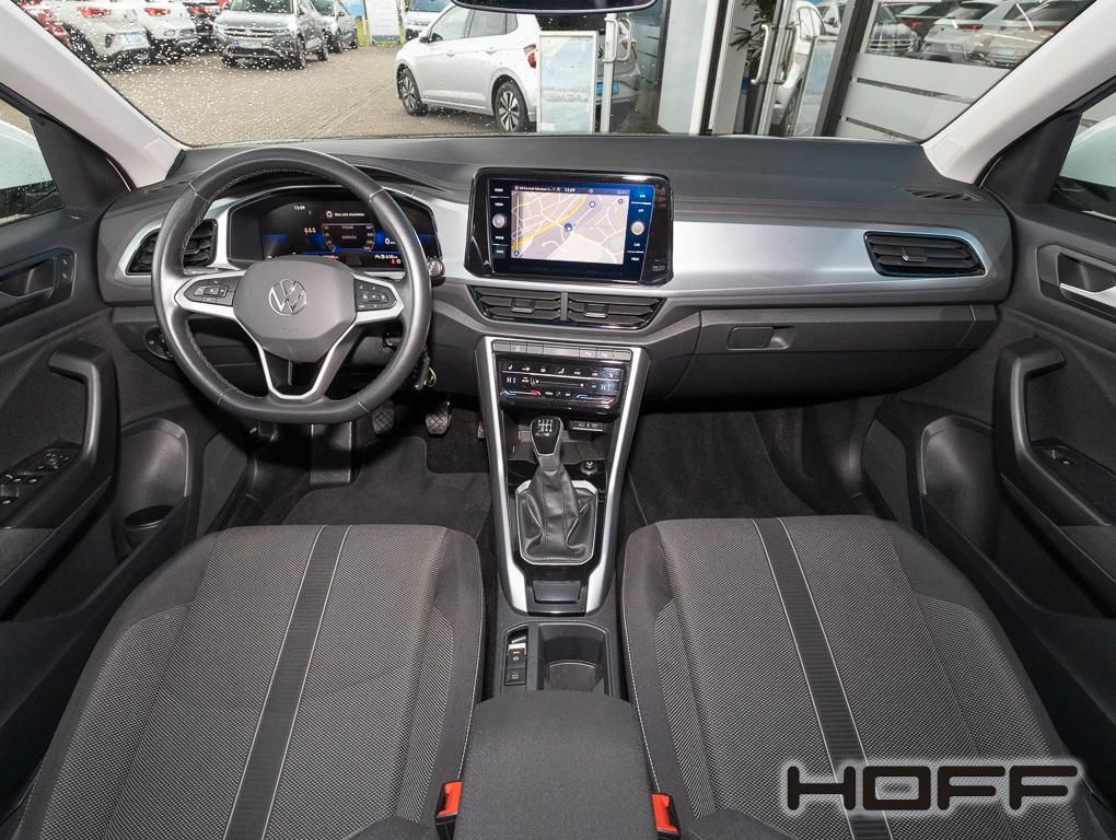 Volkswagen T-Roc 1.0 TSI Life - Samsaru's Car Outlet