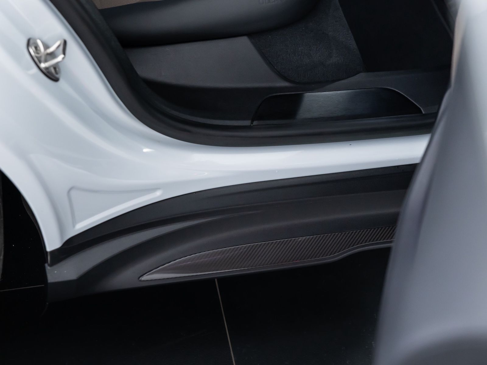 Porsche Taycan GTS Sport Turismo SPORTDESIGN CARBON*BURM