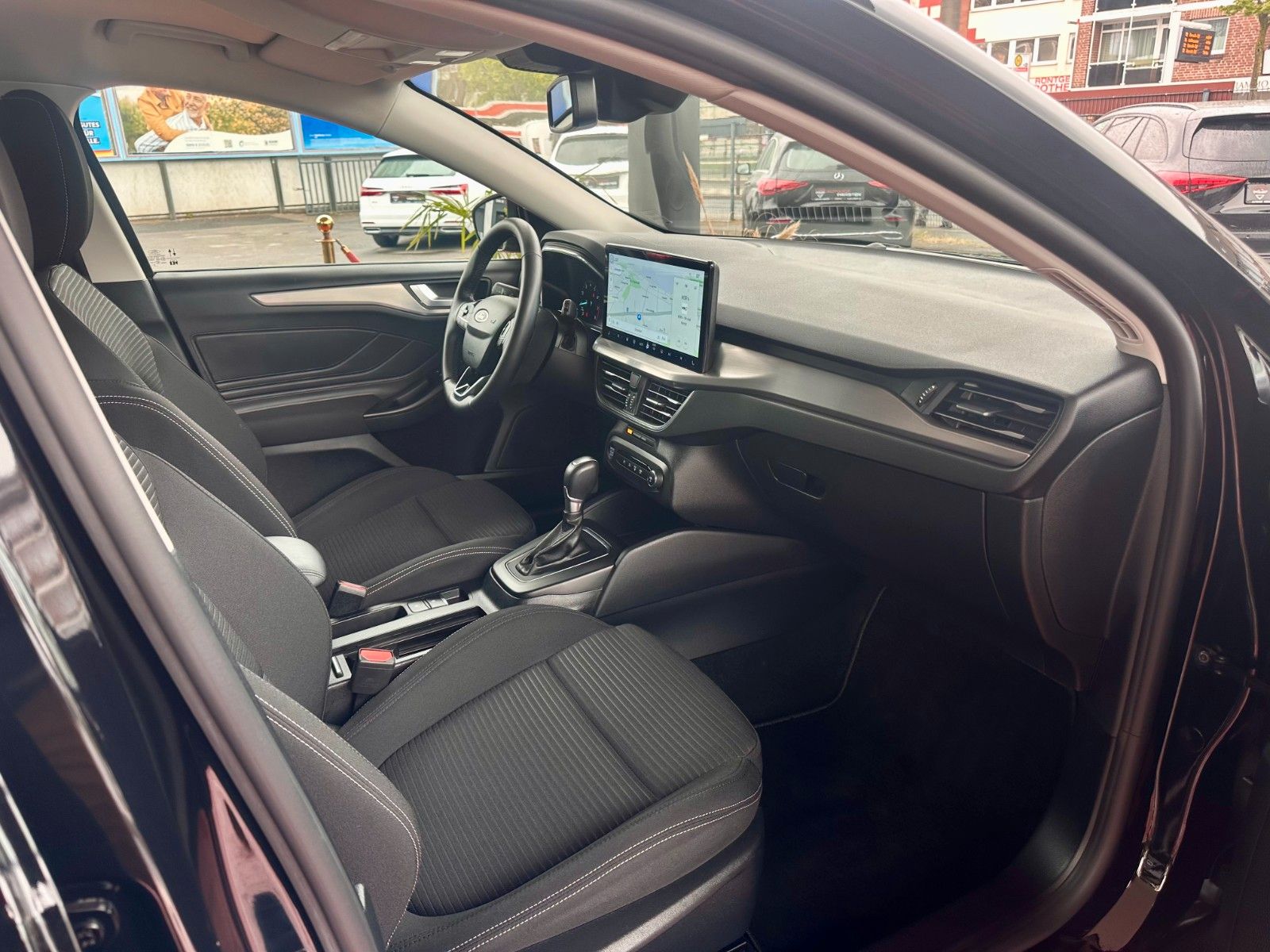 Ford Focus Lim. Titanium| Navi | LED | Assistenzpaket