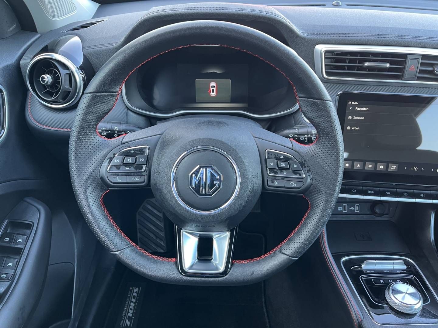 MG ZS EV MCE Maximal Luxury *SHZ*CARPLAY*PANO*36