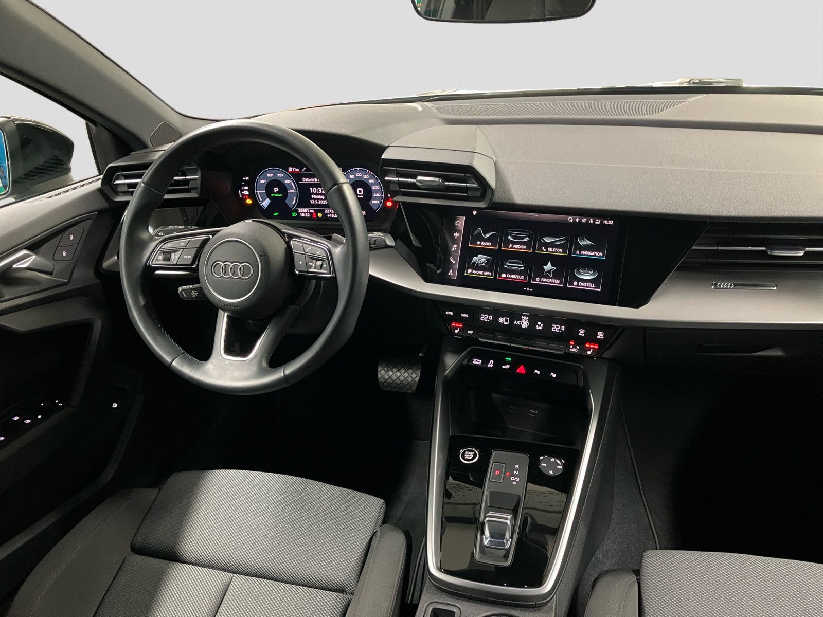 Audi A3 Sportback 45 TFSIe S line - Samsaru's Car Outlet