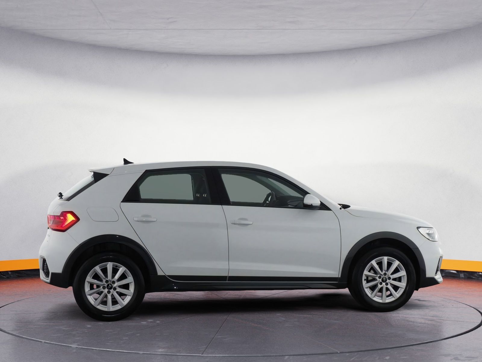 Audi A1 allstreet 30 TFSI S tronic - Samsaru's Car Outlet