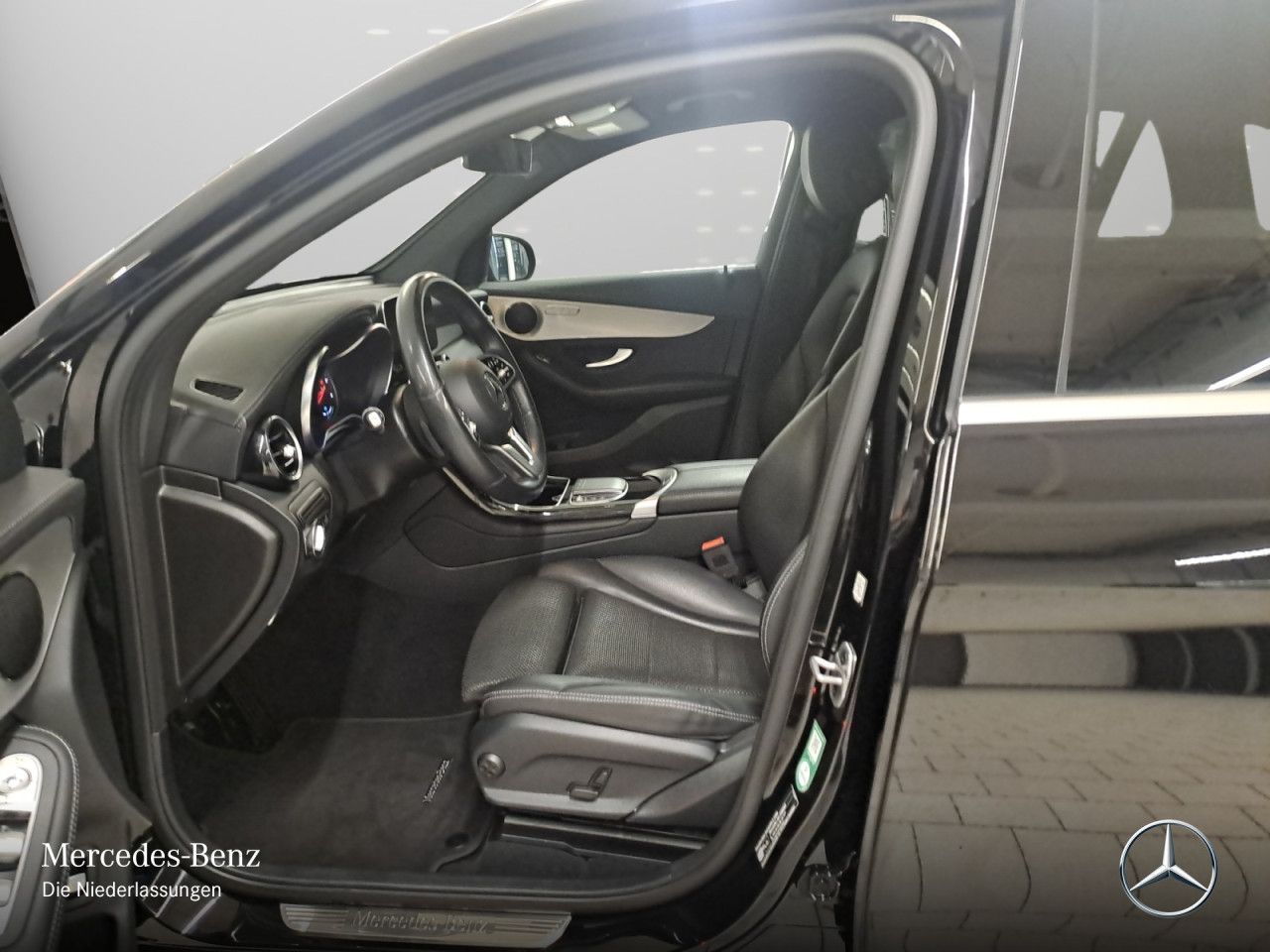 Mercedes-Benz GLC 300 de 4M Exclusive - Samsaru's Car Outlet