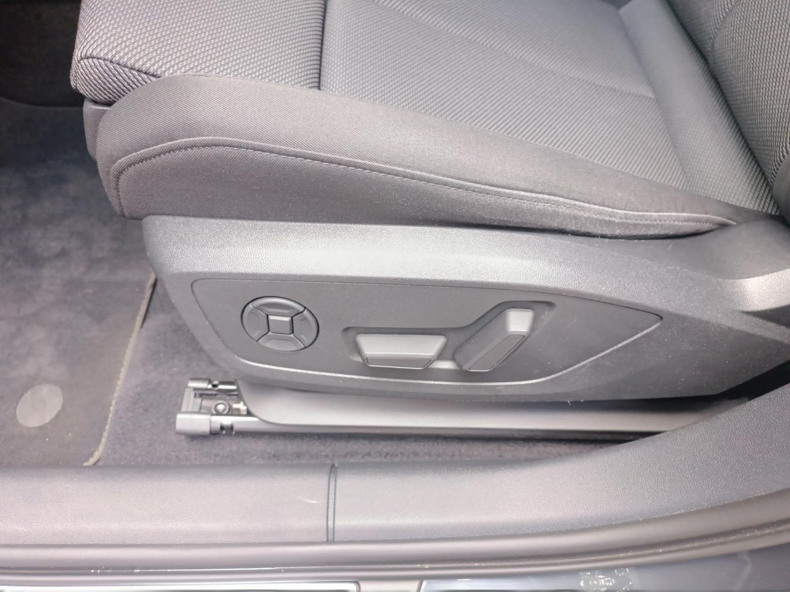 Audi A3 Sportback 40 TFSI e Adv. S tronic - Samsaru's Car Outlet