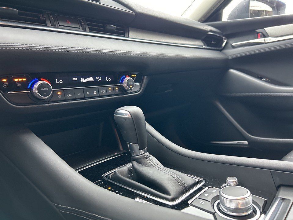 Mazda 6 2.5l "Exclusive-Line" "BOSE"