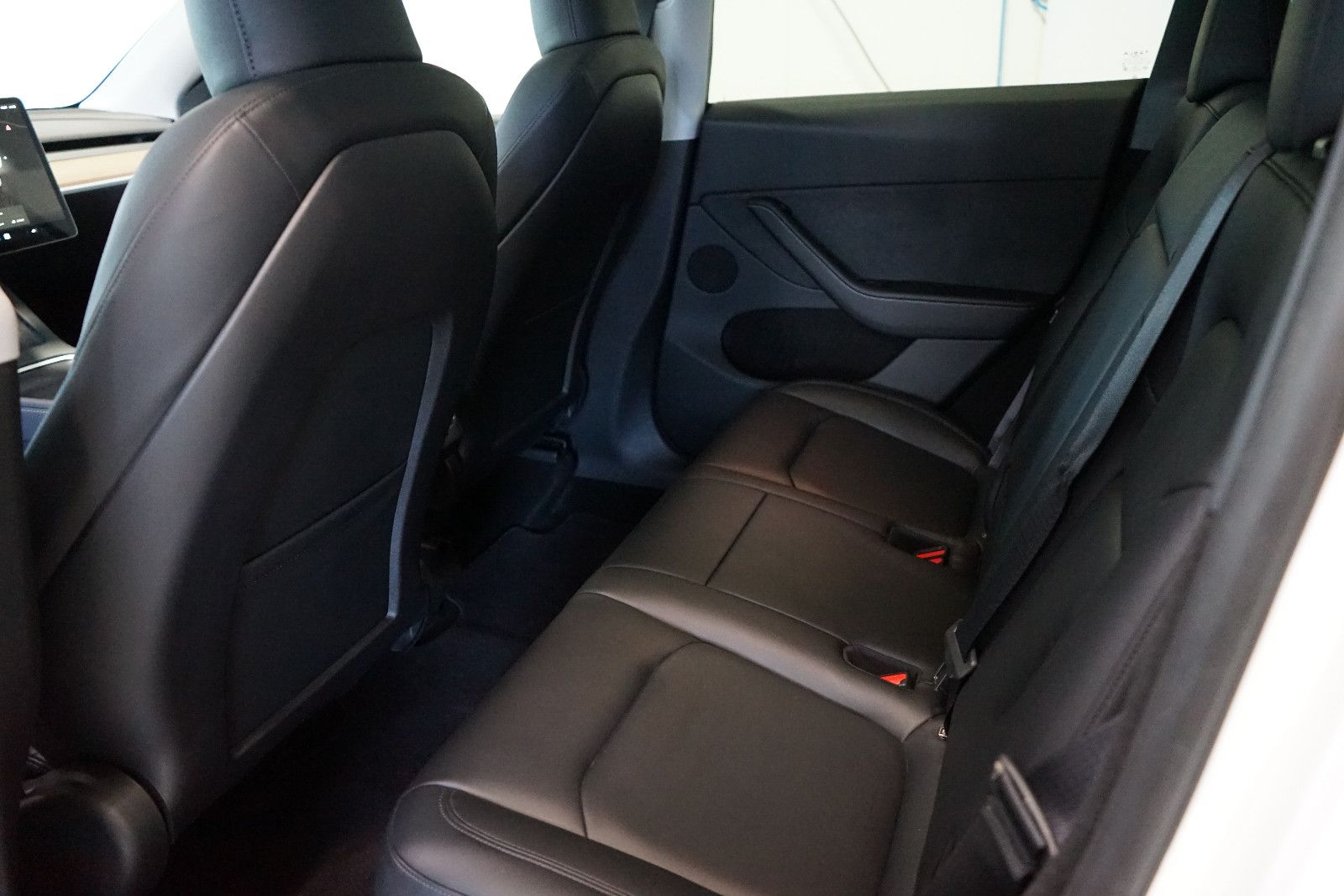 Tesla Model Y Long Range DualMotorAWD Autopilot 92%SoH