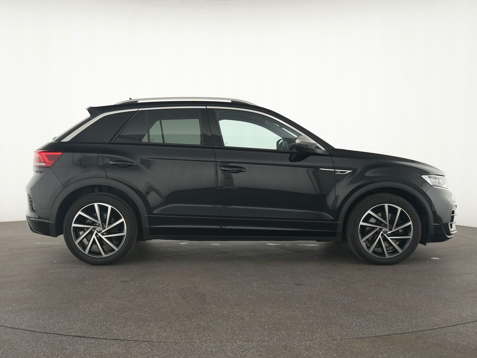 Volkswagen T-Roc R - Samsaru's Car Outlet