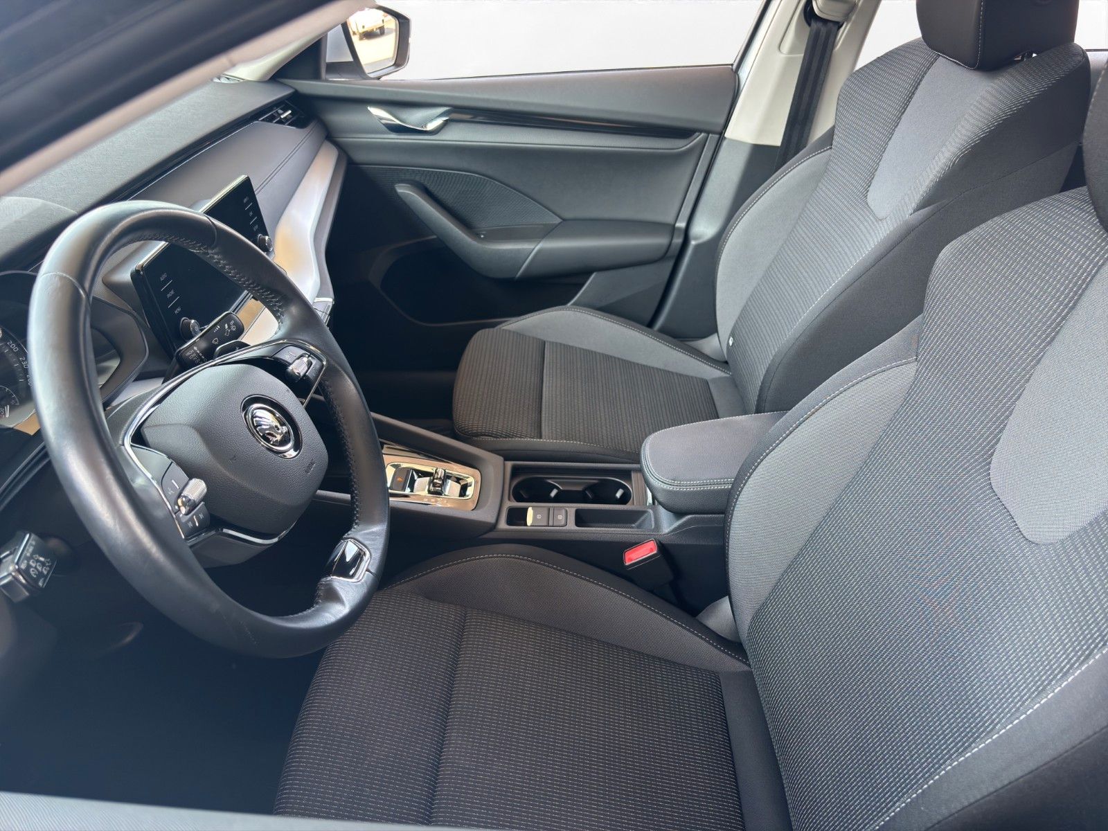 Skoda Octavia Lim. Ambition Smartlink Spurhalteassist.