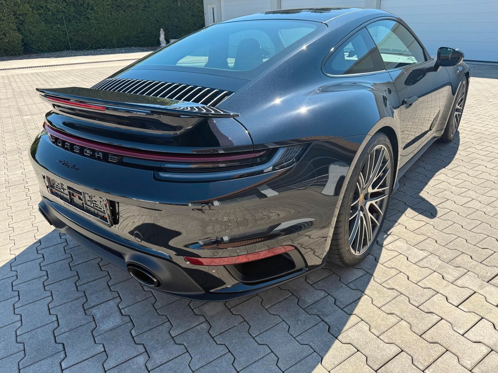 Porsche 911 Turbo schwarz/schwarz//