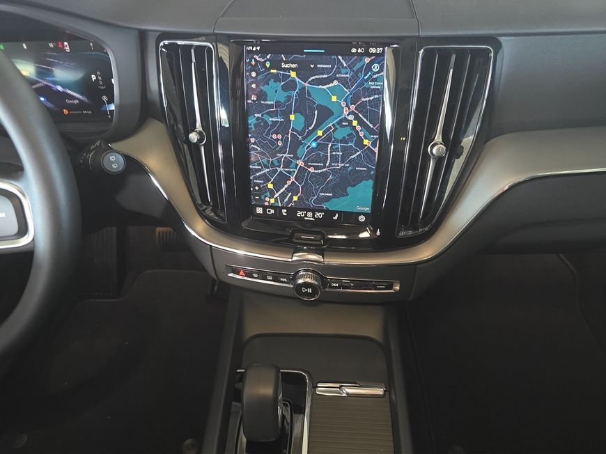 Volvo XC60 B5 B AWD Core