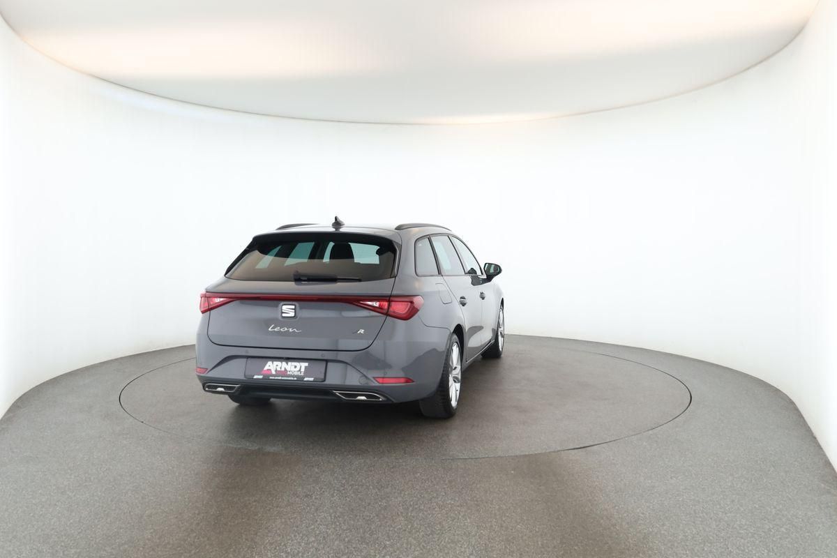 Seat Leon Sportstourer 2.0 TDI DSG FR LED Nav Kam AHK