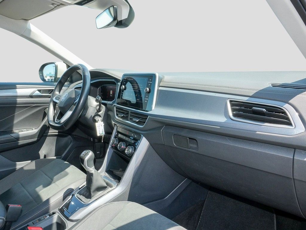 Volkswagen T-Roc 1.0 TSI Style - Samsaru's Car Outlet