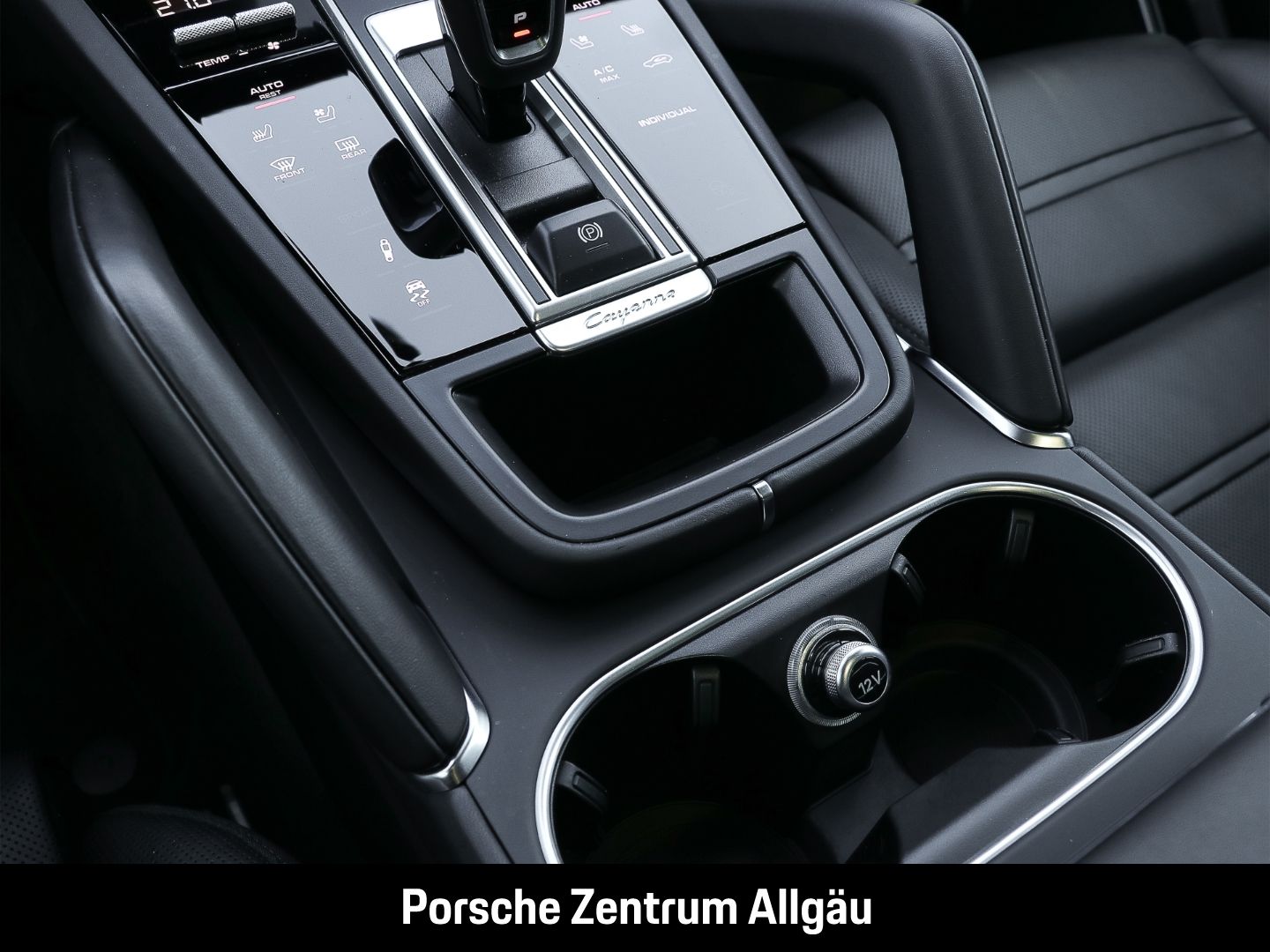 Porsche Cayenne Turbo S E-Hybrid Coupe Burmester