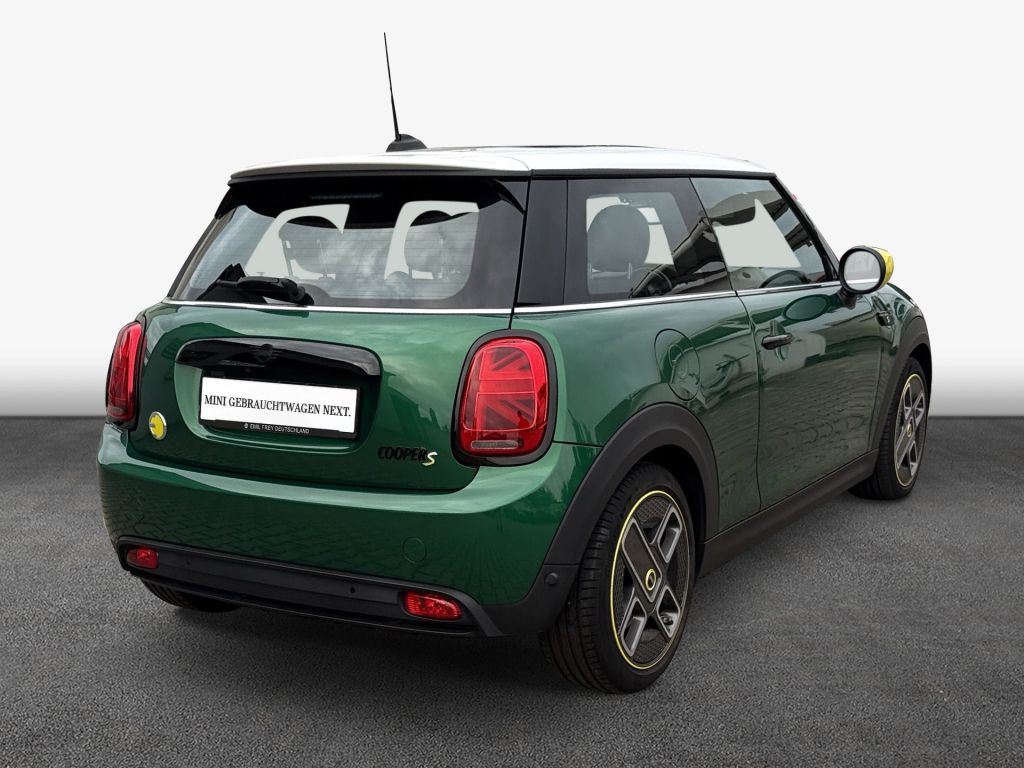 MINI Cooper SE Classic - Samsaru's Car Outlet