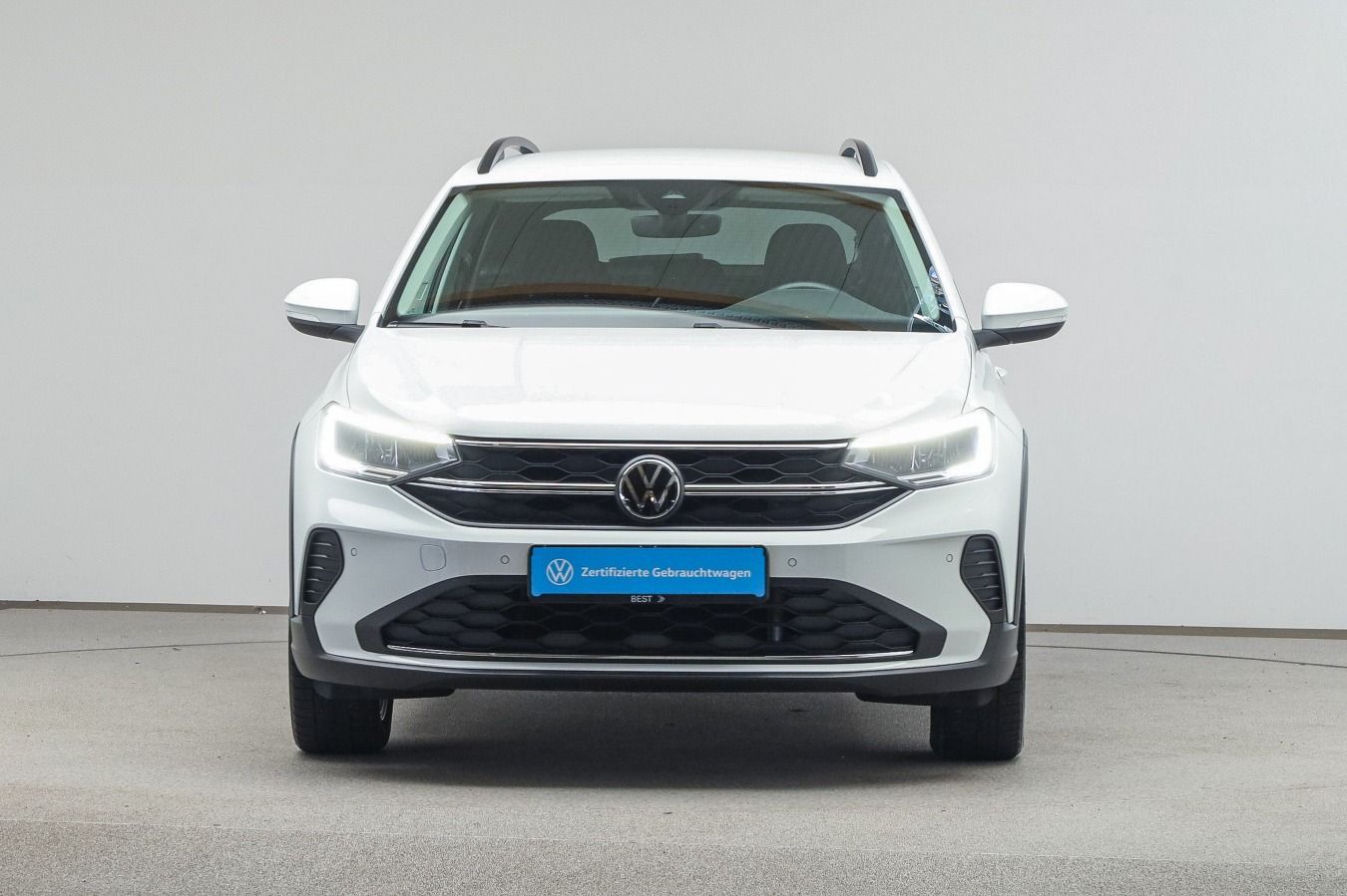 Volkswagen Taigo 1.0 TSI DSG LIFE - Samsaru's Car Outlet