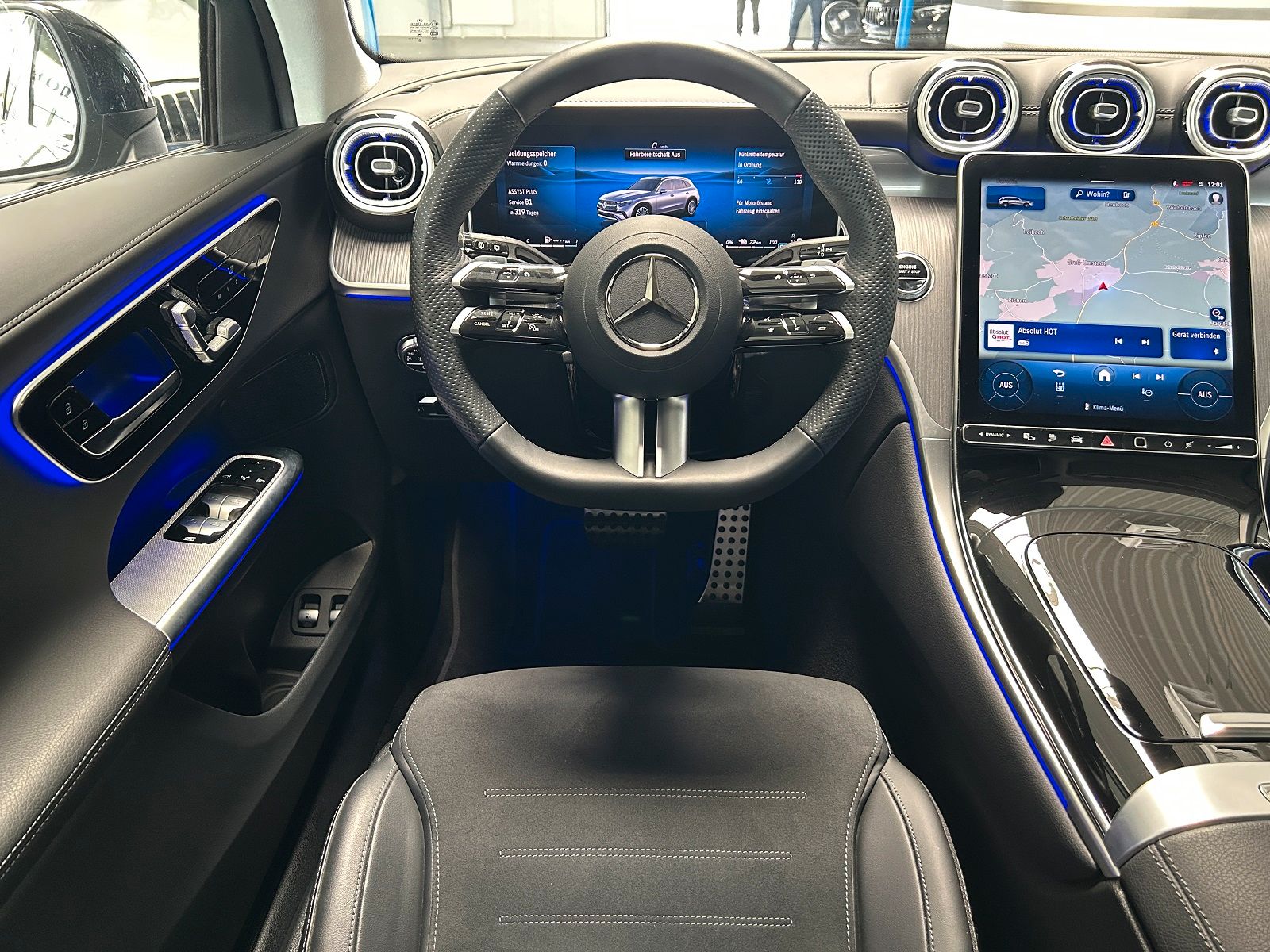 Mercedes-Benz GLC 300 e 4M AMG - Samsaru's Car Outlet