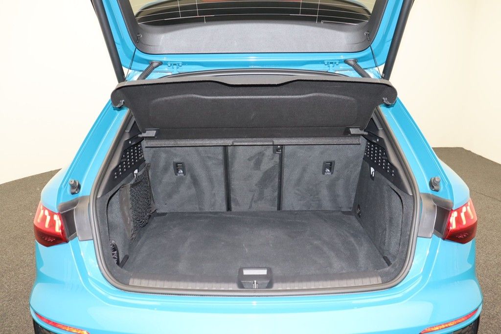 Audi A3 Sportback 40 TFSI e S line - Samsaru's Car Outlet