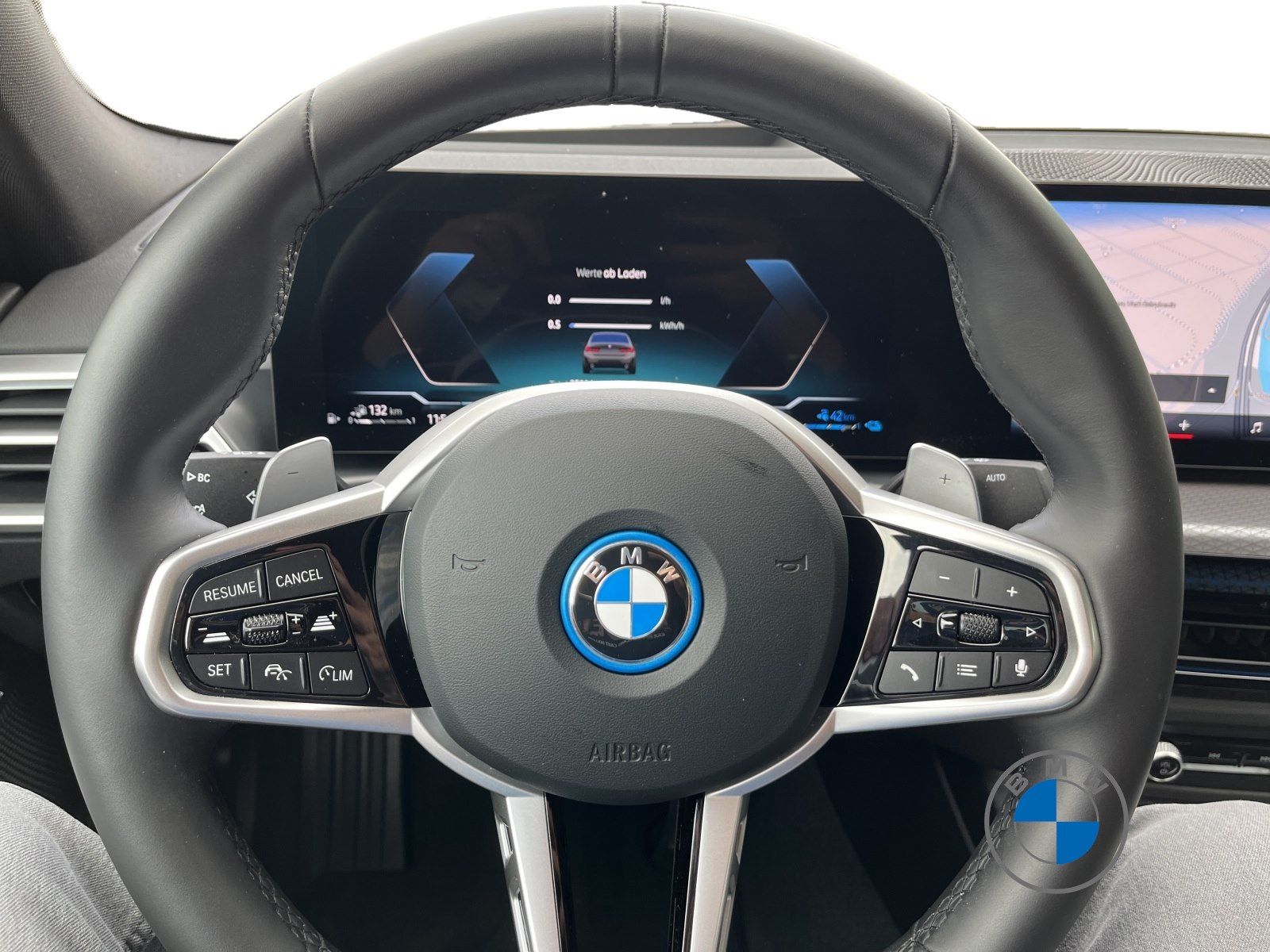 BMW 330e xDrive Limousine M Sport 19" LED Ambiente