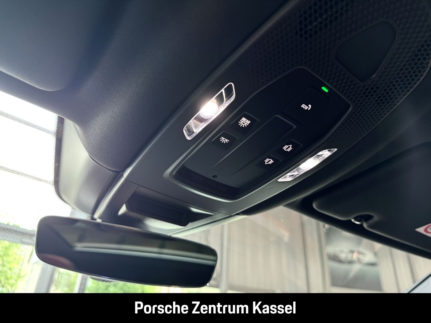 Porsche Cayenne EU6e E-Hybrid Coupe Park-Assistent