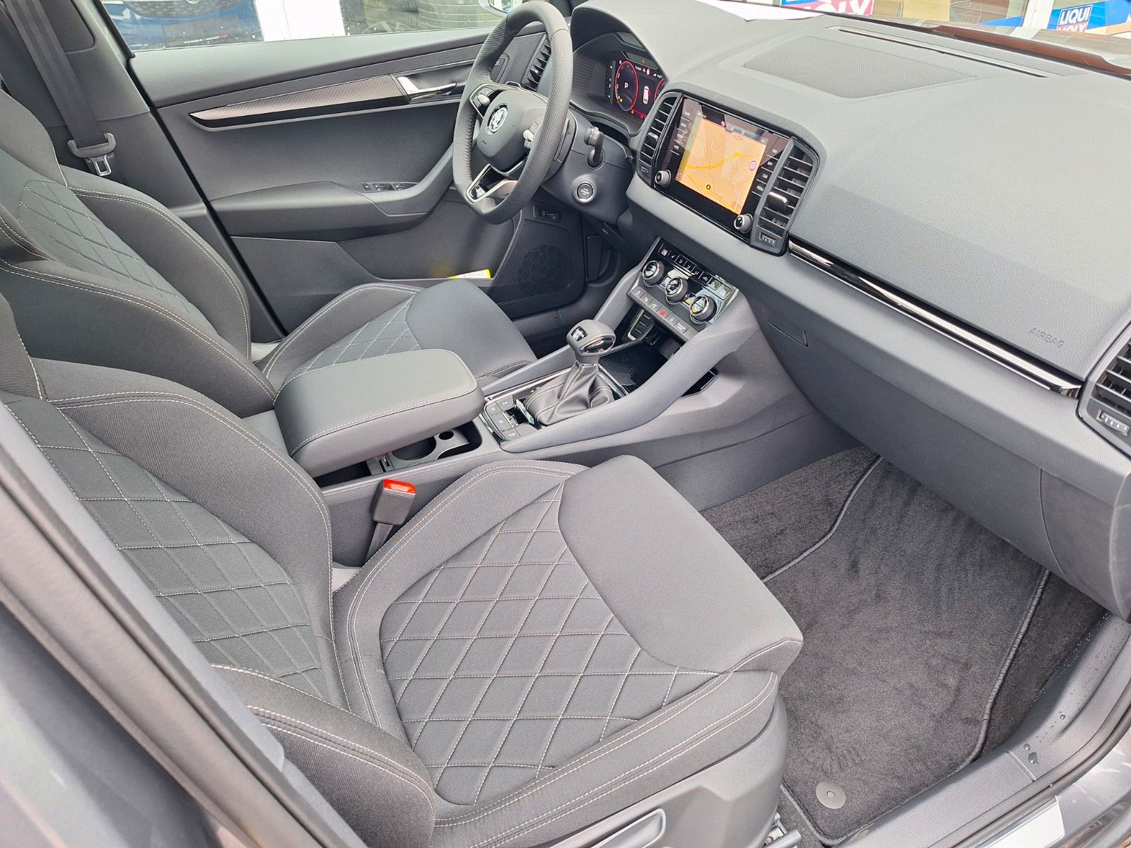 Skoda Karoq 2.0 TDI DSG Sportl 4x4/ACC/LED/Standh/AHK