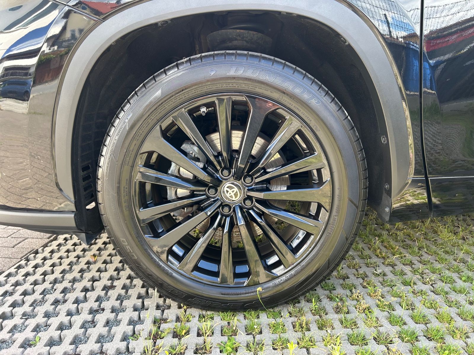 Toyota Highlander Hybrid Luxury AWD ( 7 Sitzplätze )