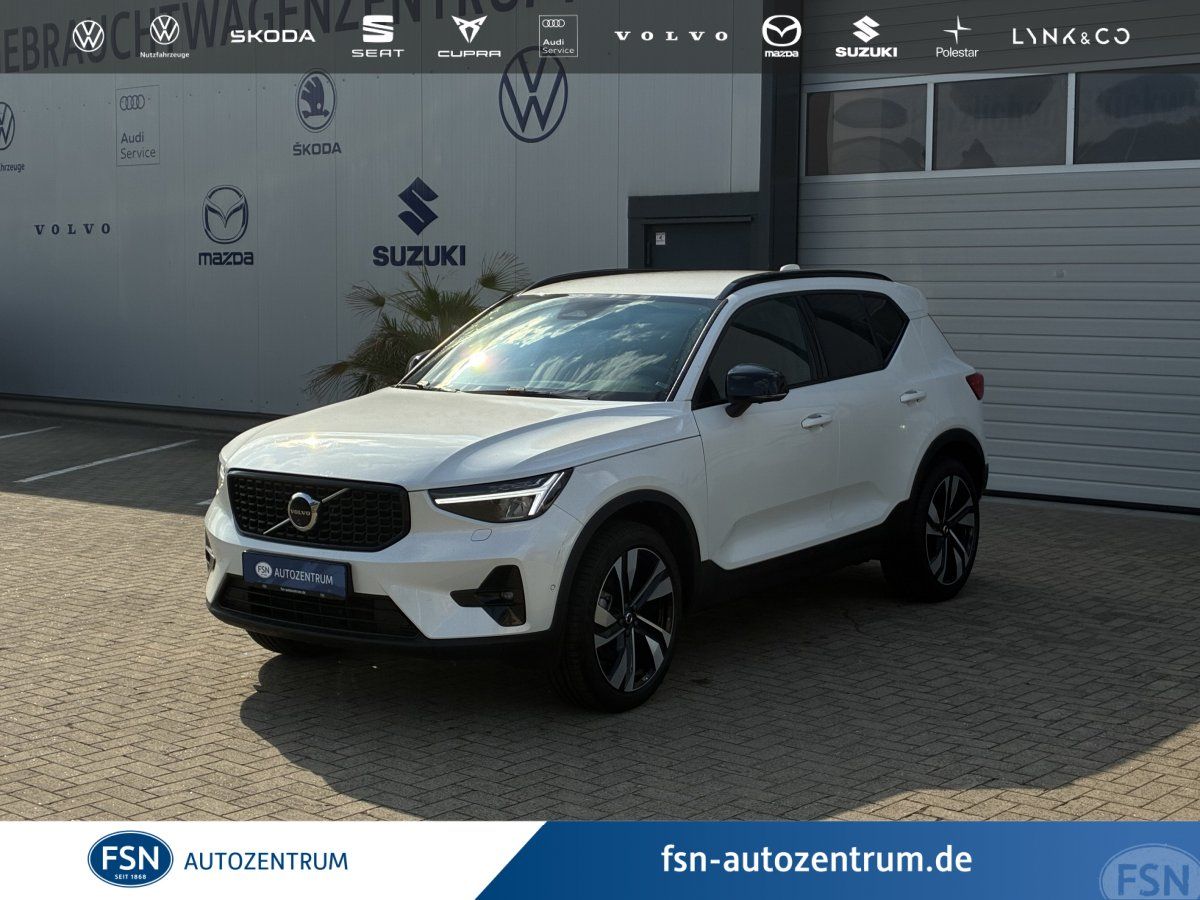 Volvo XC40 B4 Plus Dark AHK LED 360° 8-fach