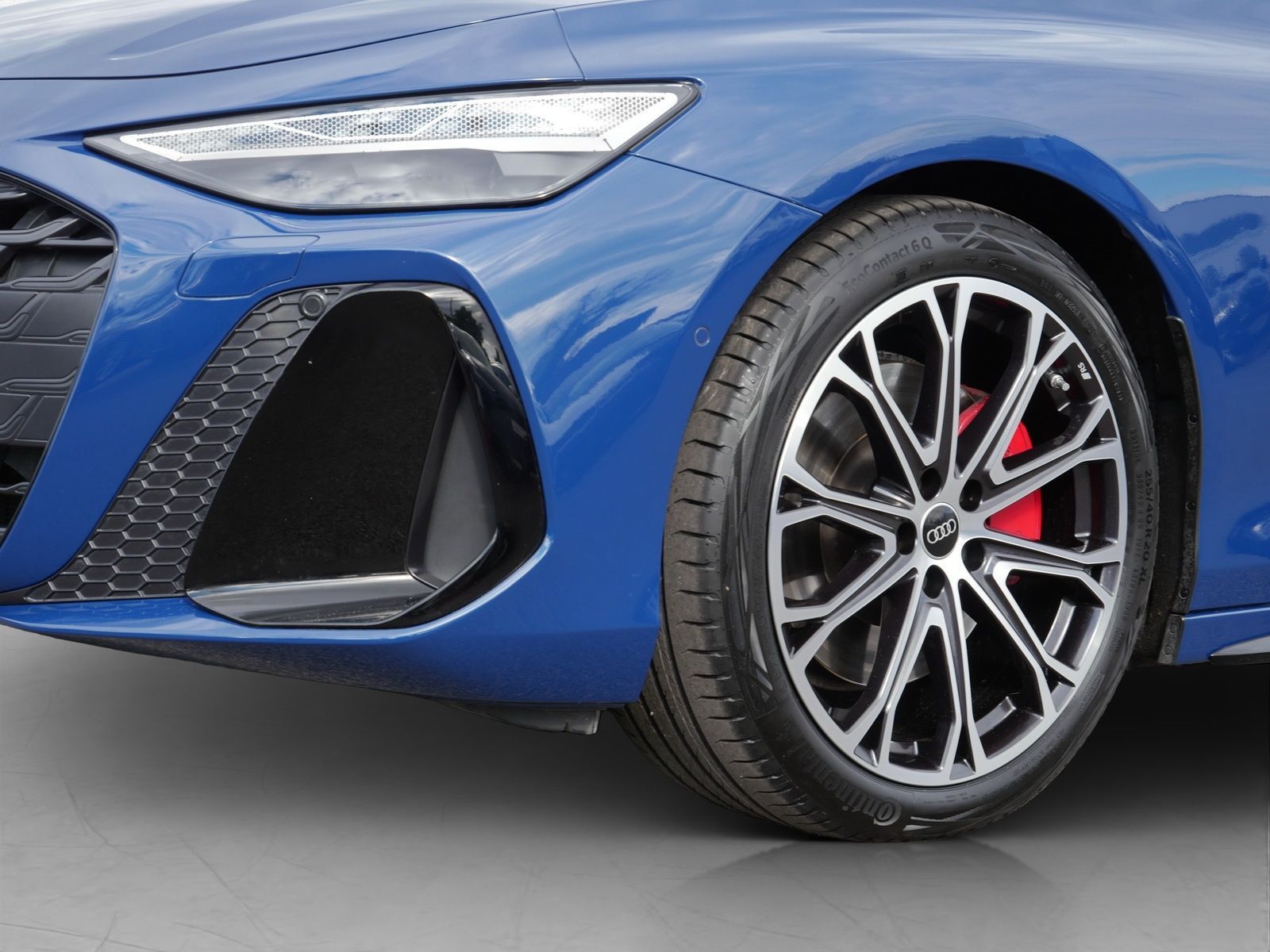 Audi A6 Avant TFSI qu.S line 270 kW B&O*HuD*Pano*360°