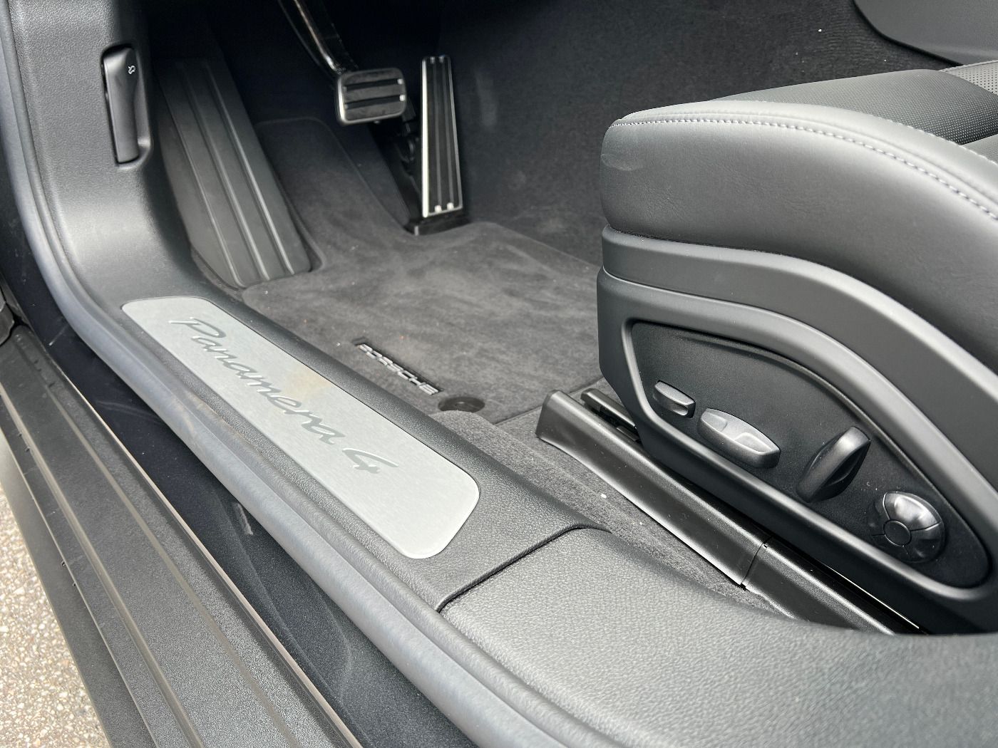 Porsche Panamera 4 E-Hybrid | Panorama | HD-Matrix LED |