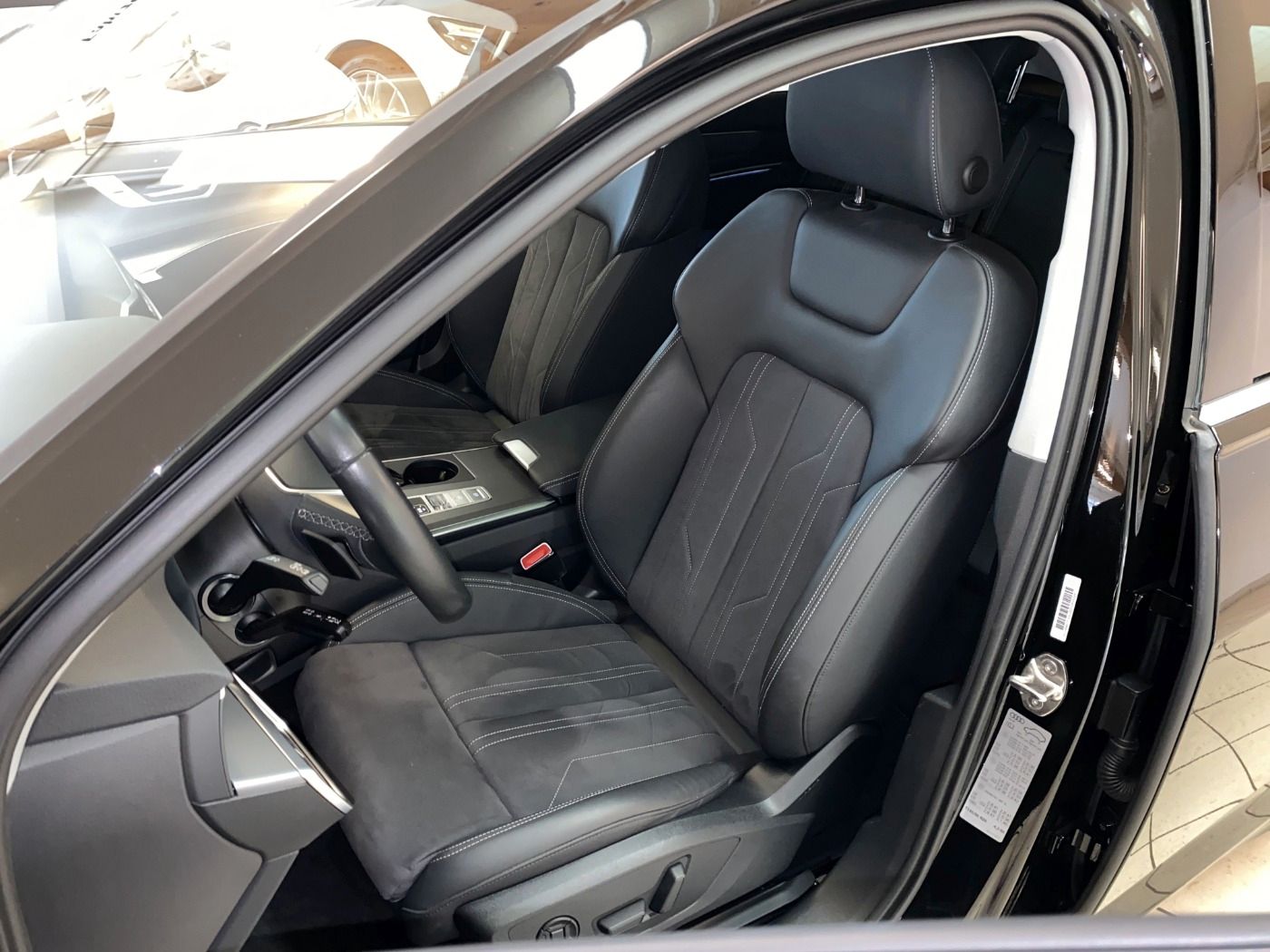 Audi A6 Avant S line - Samsaru's Car Outlet