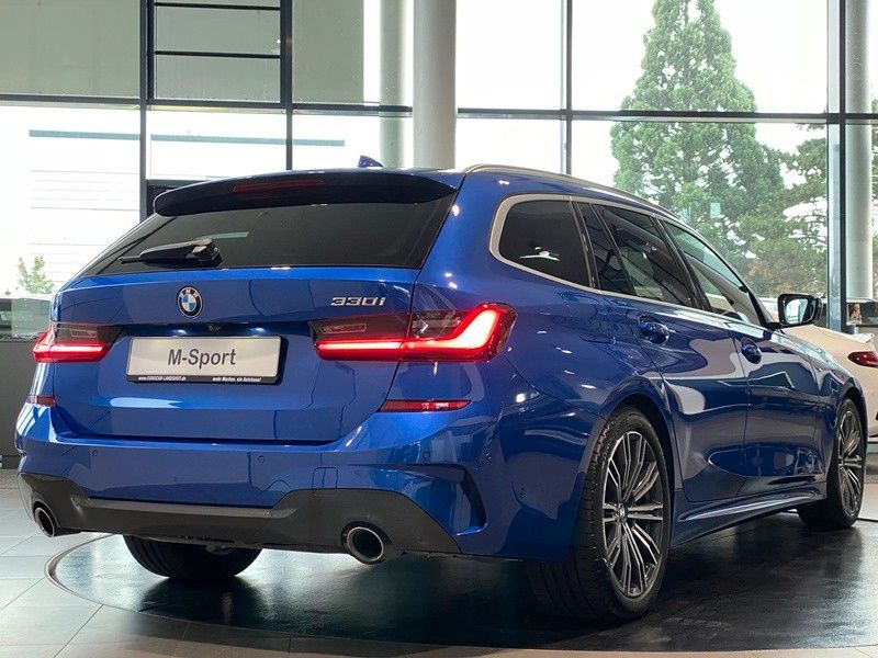 BMW 330i M-Sport - Samsaru's Car Outlet