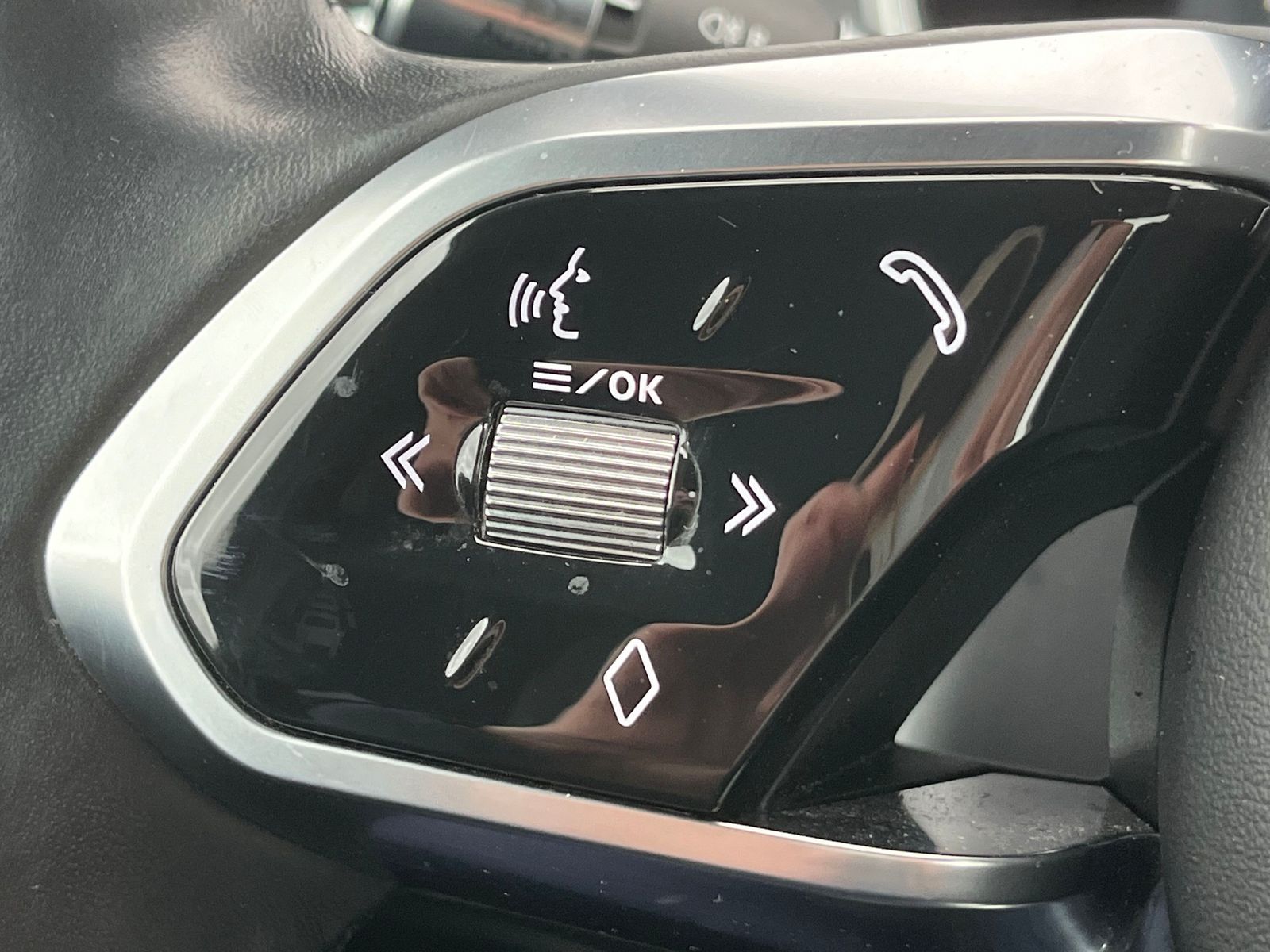 Jaguar I-Pace EV320 SE - LED+SHZ+RFK+LEDER+TEMP+MERIDIA