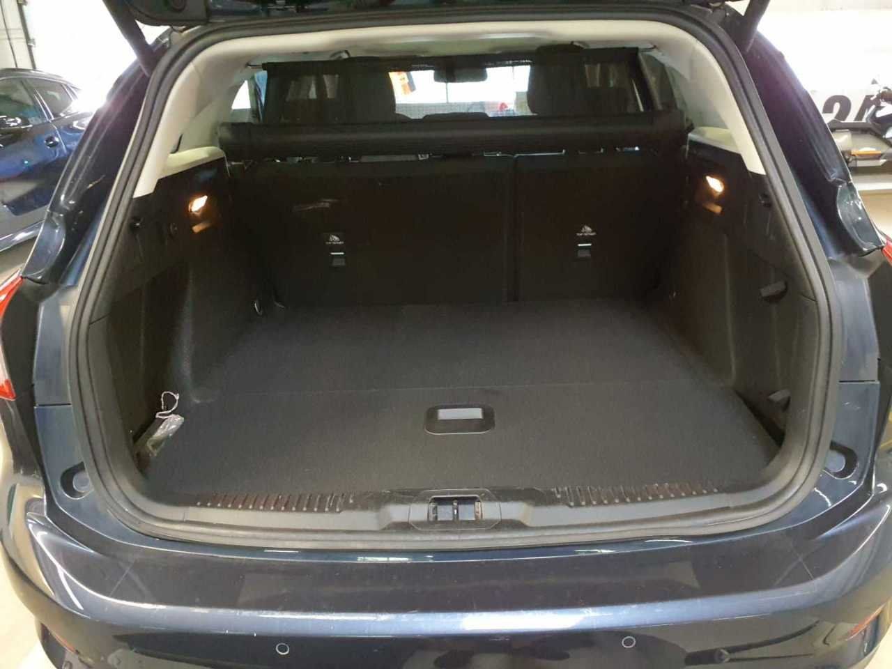 Ford Focus 2.0 EcoBlue Titanium - Samsaru's Car Outlet