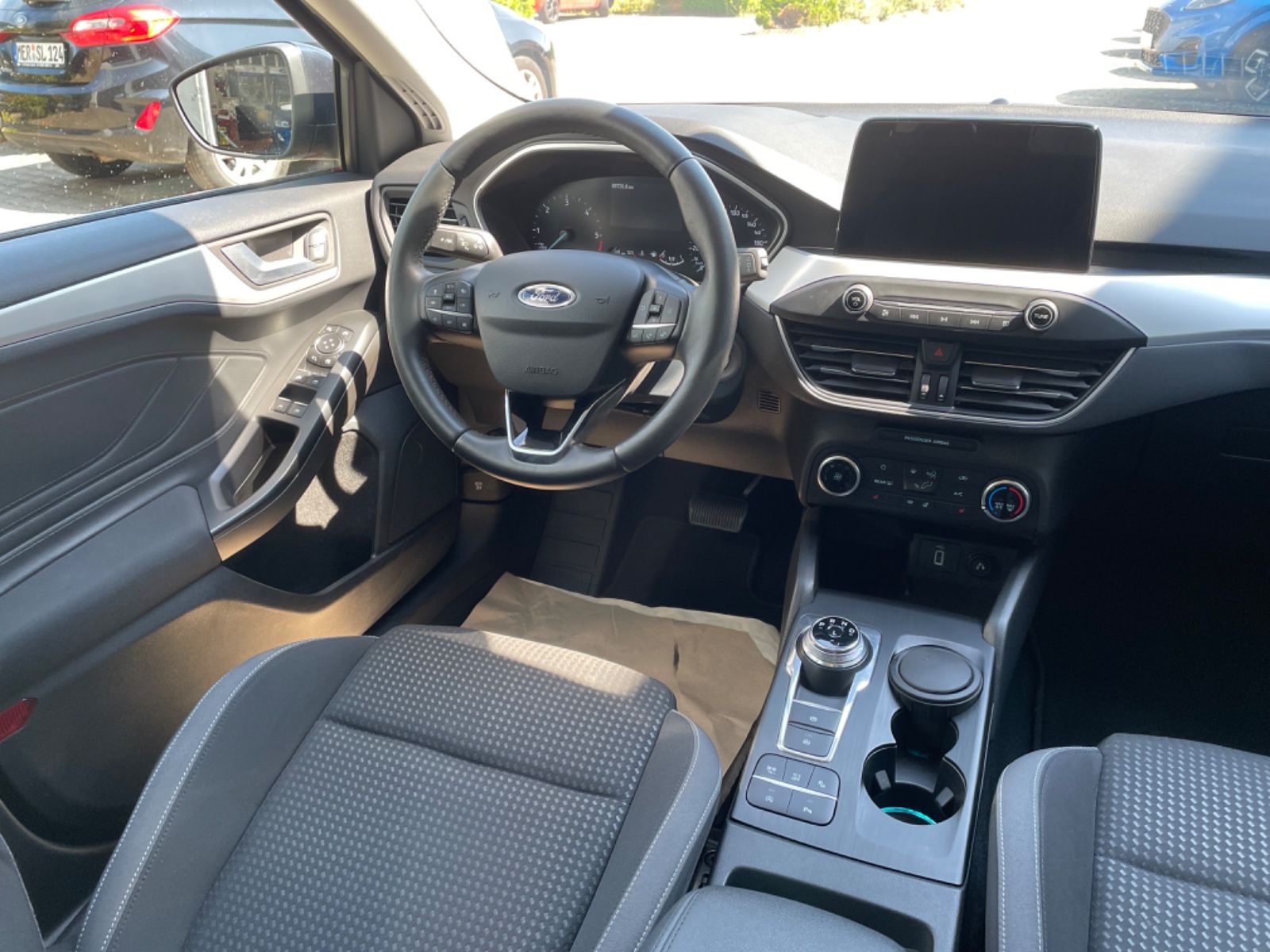 Ford Focus Kombi TDCi150 Auto LED/ACC/NAV/LMF/WiPA