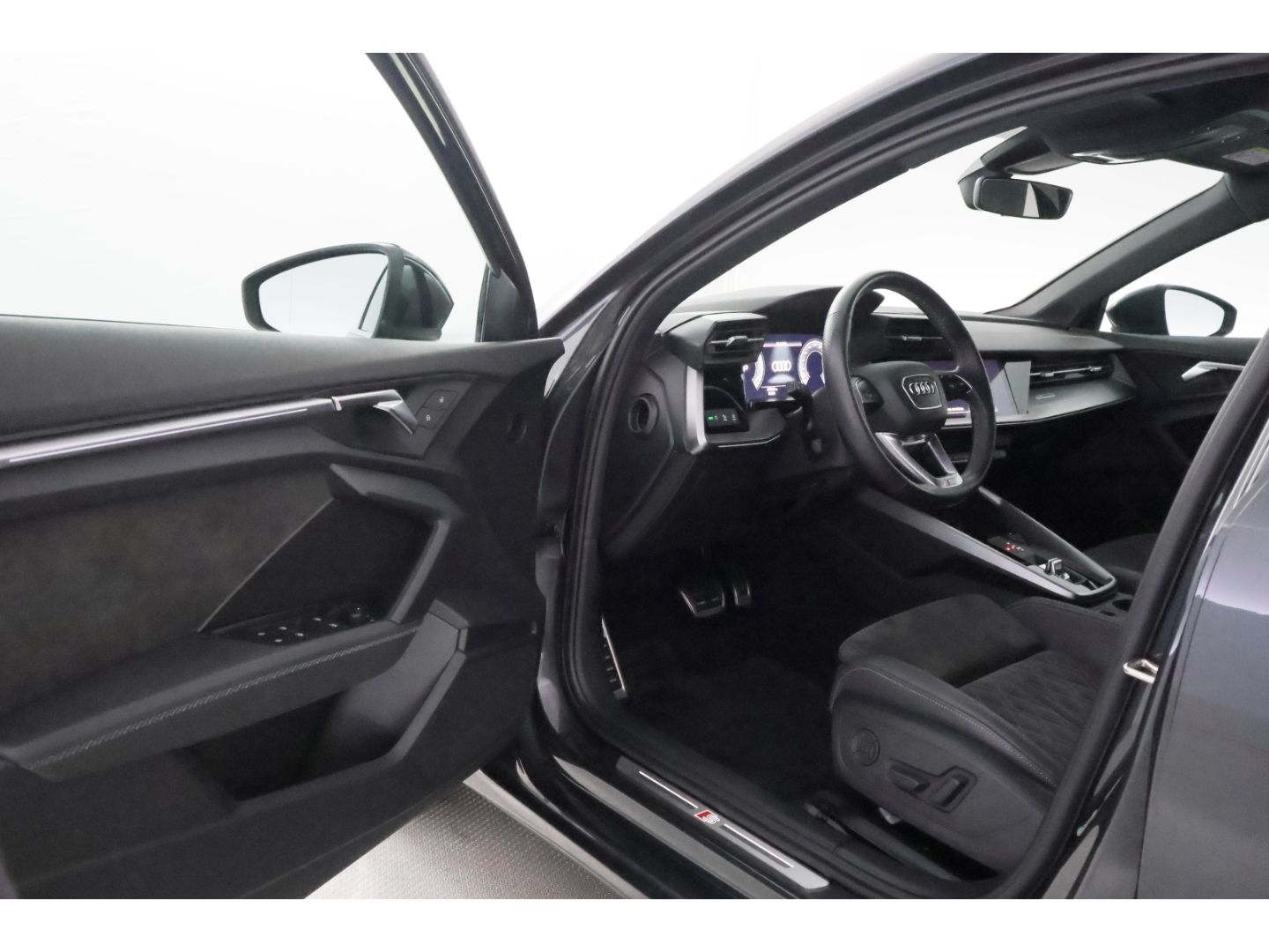 Audi A3 35TFSI Limo S-tronic advanced S-Line+LED+NAVI